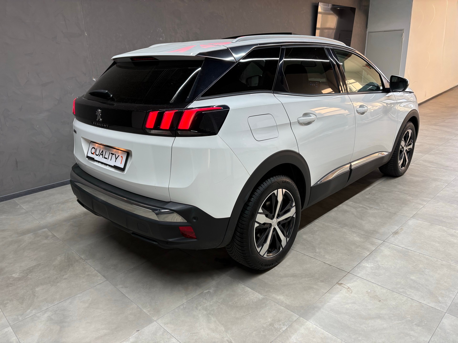 PEUGEOT 3008 1.6 THP Allure EAT-image-6
