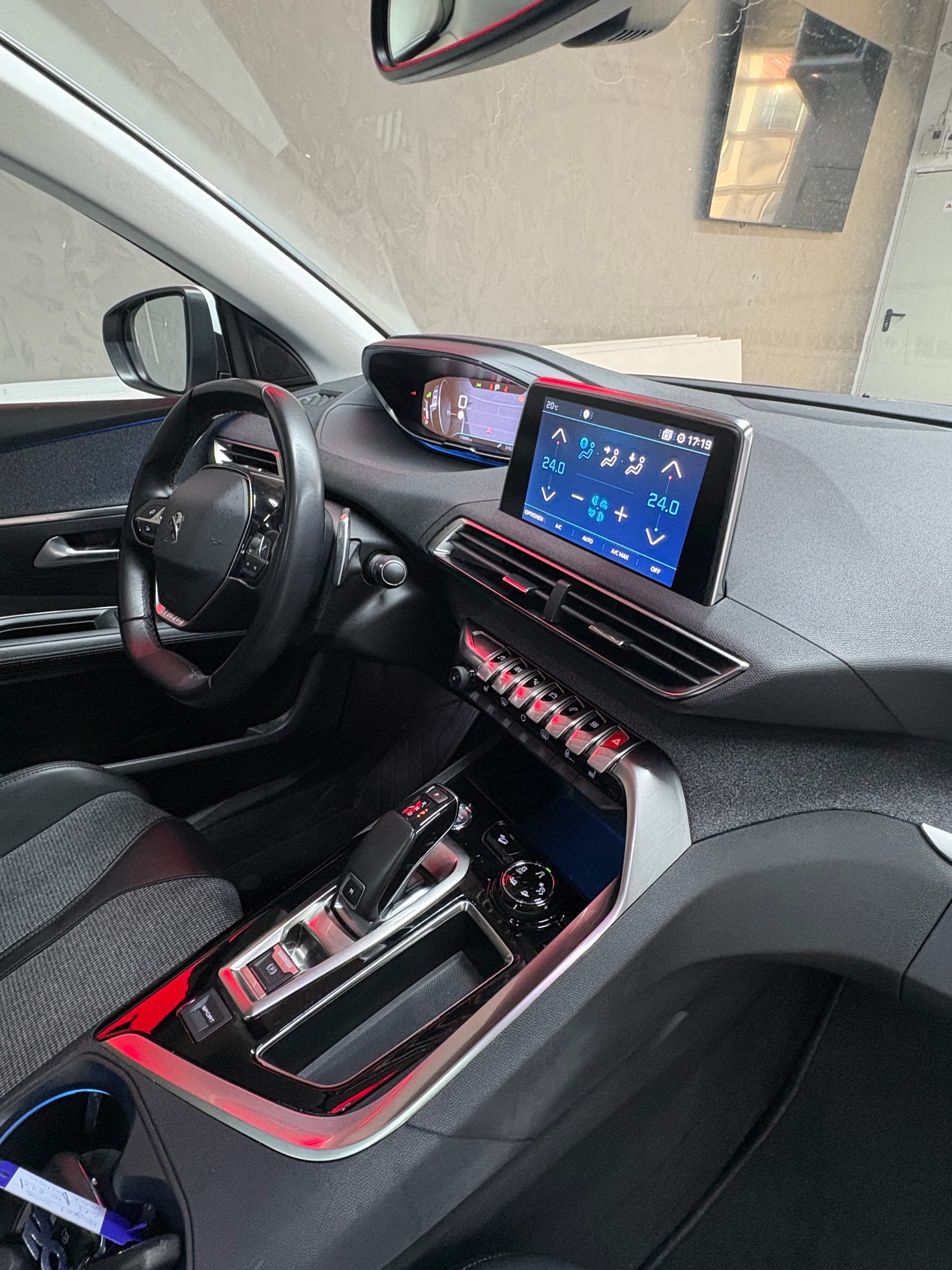 PEUGEOT 3008 1.6 THP Allure EAT-image-10