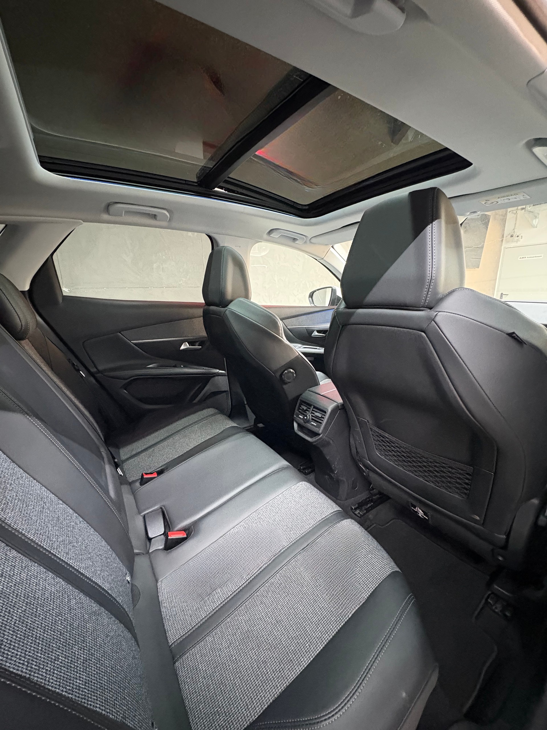 PEUGEOT 3008 1.6 THP Allure EAT-image-8