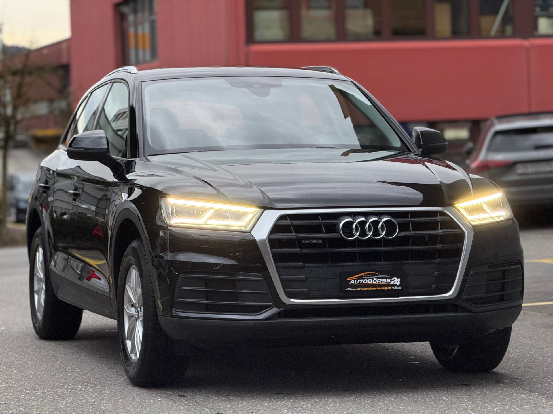 AUDI Q5 2.0 TDI 190 quattro S-Tronic-image-1