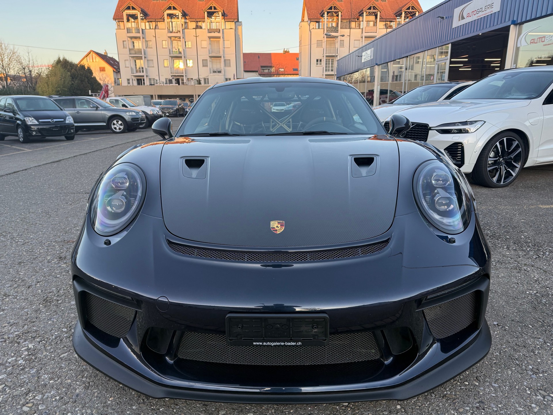 PORSCHE 911 GT3 RS *Weissach*-showroom-element-1