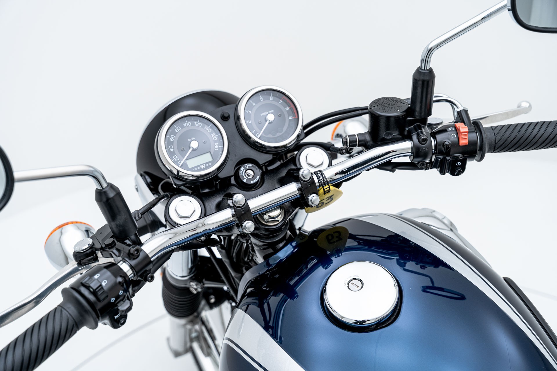 KAWASAKI W 800-image-7