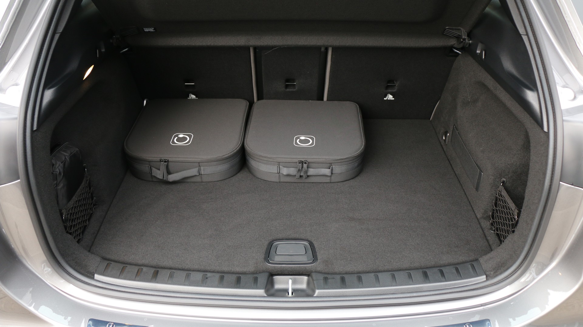 MERCEDES-BENZ EQA 350 4MATIC "Excellence Edition"-image-10