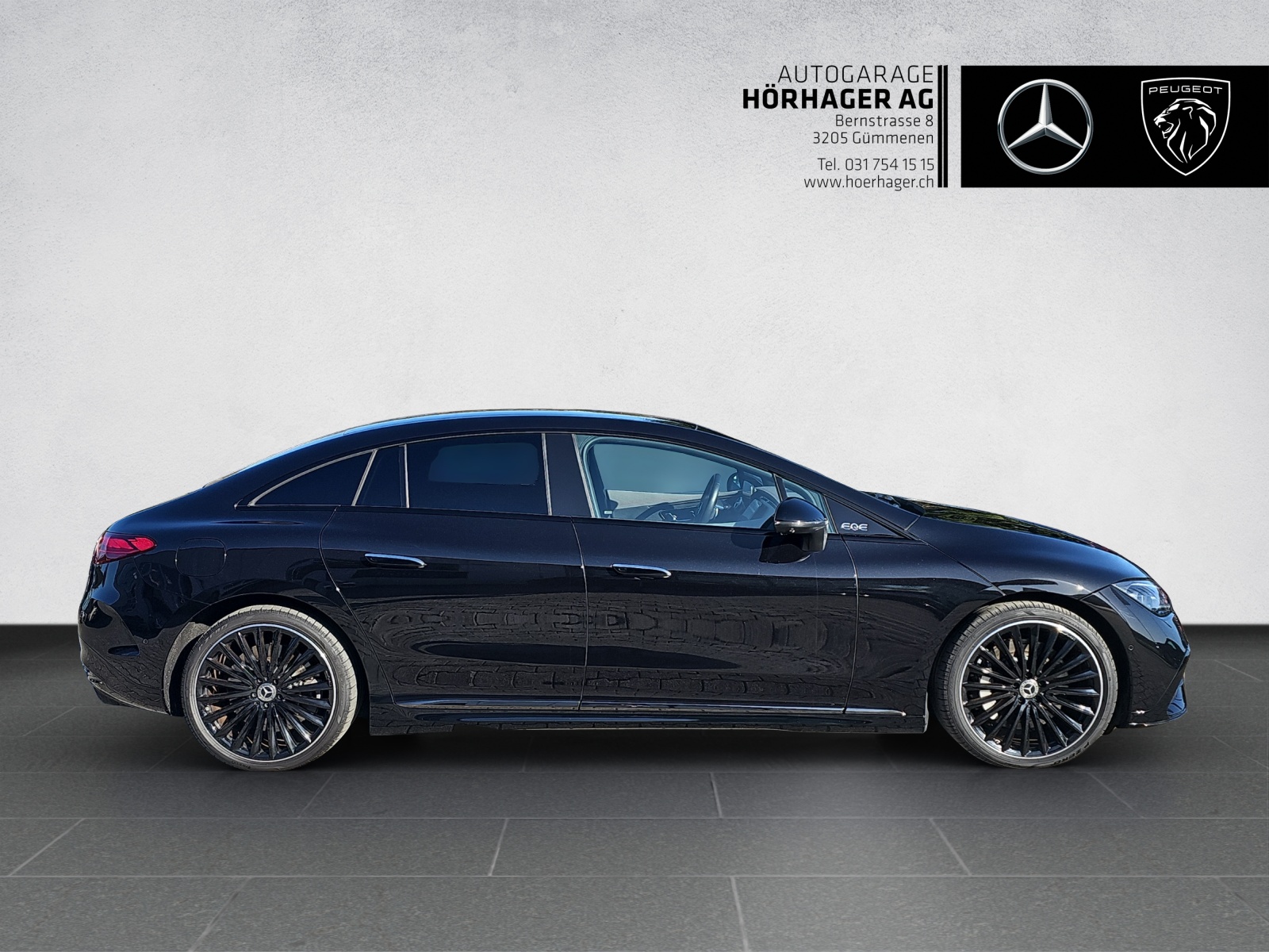 MERCEDES-BENZ EQE 350 4 Matic Executive Edition-showroom-element-1