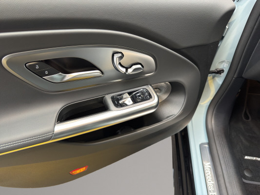 MERCEDES-BENZ CLA 220 8G-DCT 4Matic-image-9
