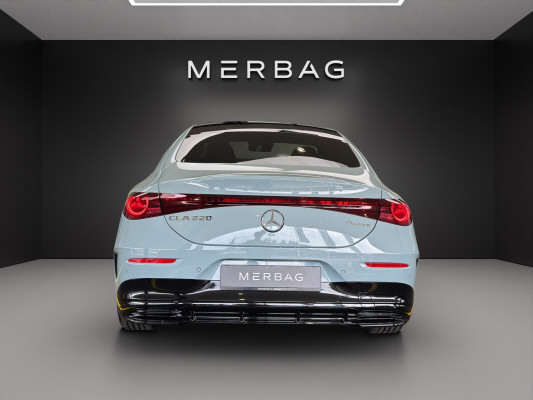 MERCEDES-BENZ CLA 220 8G-DCT 4Matic-image-4