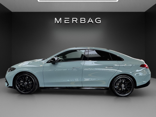 MERCEDES-BENZ CLA 220 8G-DCT 4Matic-image-2