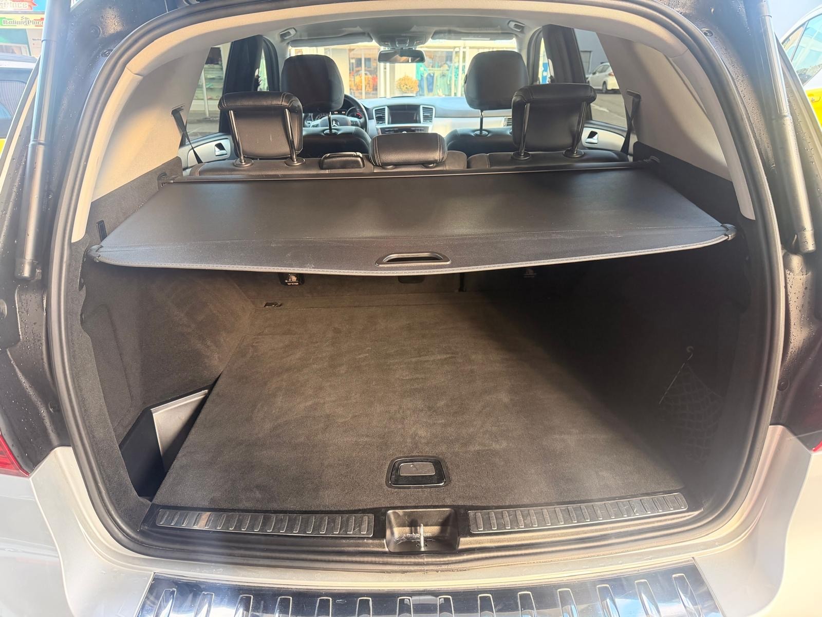 MERCEDES-BENZ ML 350 BlueTEC Executive 4Matic 7G-Tronic-image-12