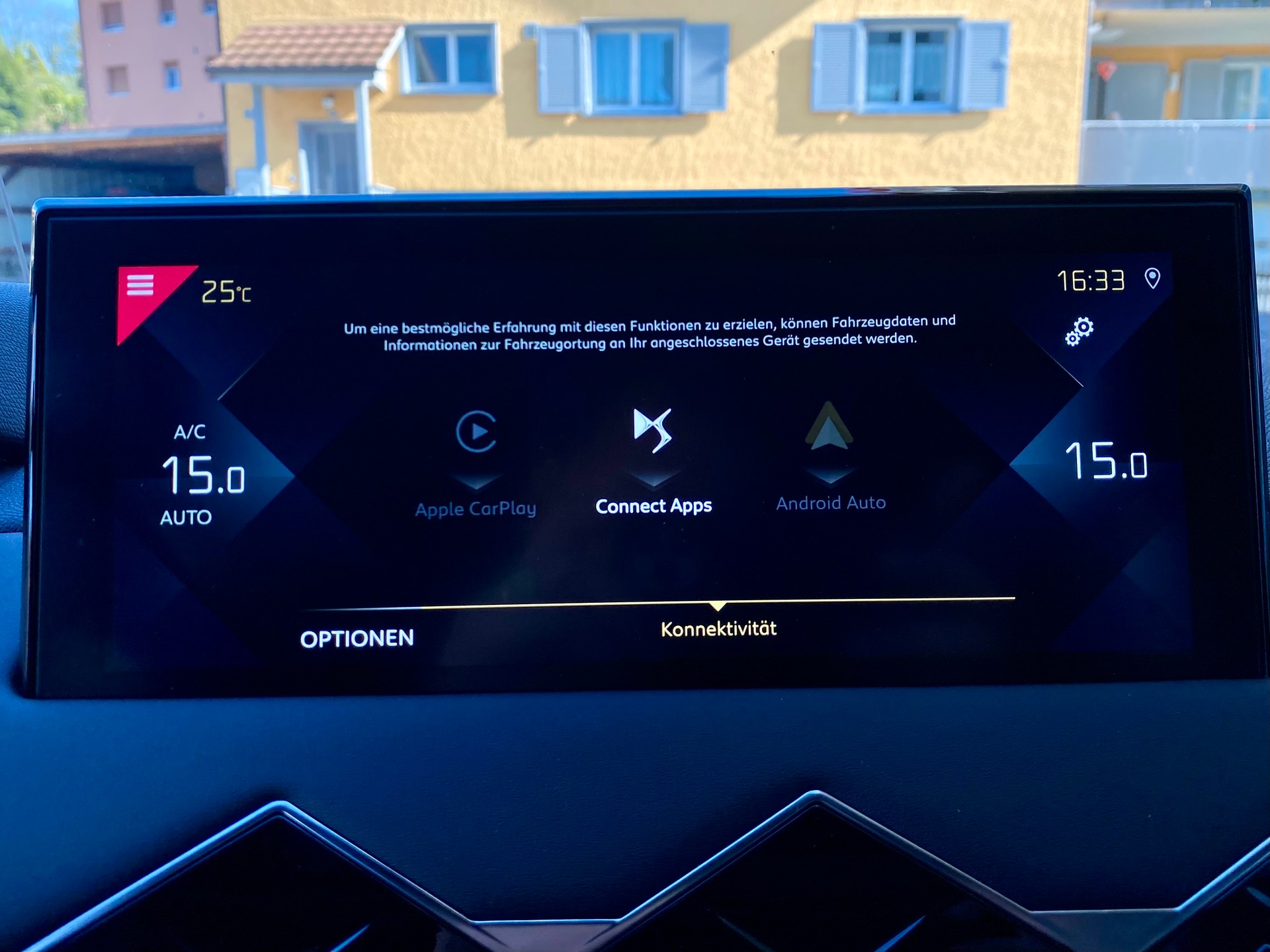 DS AUTOMOBILES DS 3 Crossback 1.2 PureTech SO Chic EAT8-image-12
