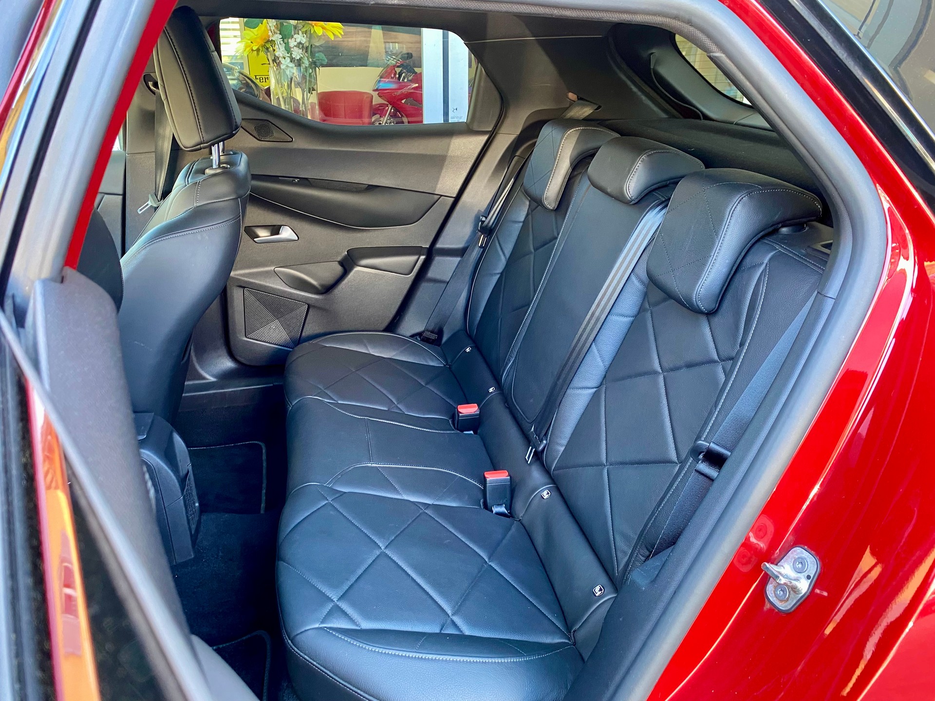 DS AUTOMOBILES DS 3 Crossback 1.2 PureTech SO Chic EAT8-image-6