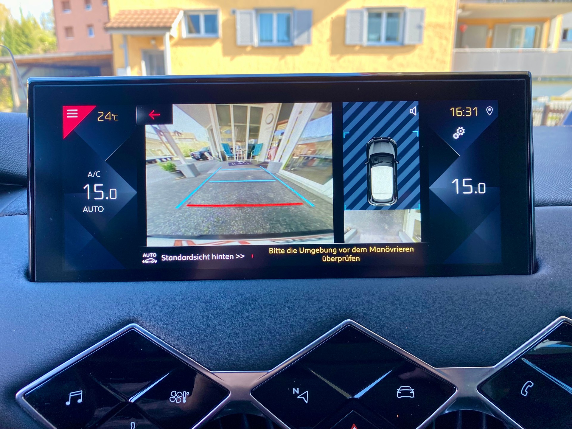 DS AUTOMOBILES DS 3 Crossback 1.2 PureTech SO Chic EAT8-image-10