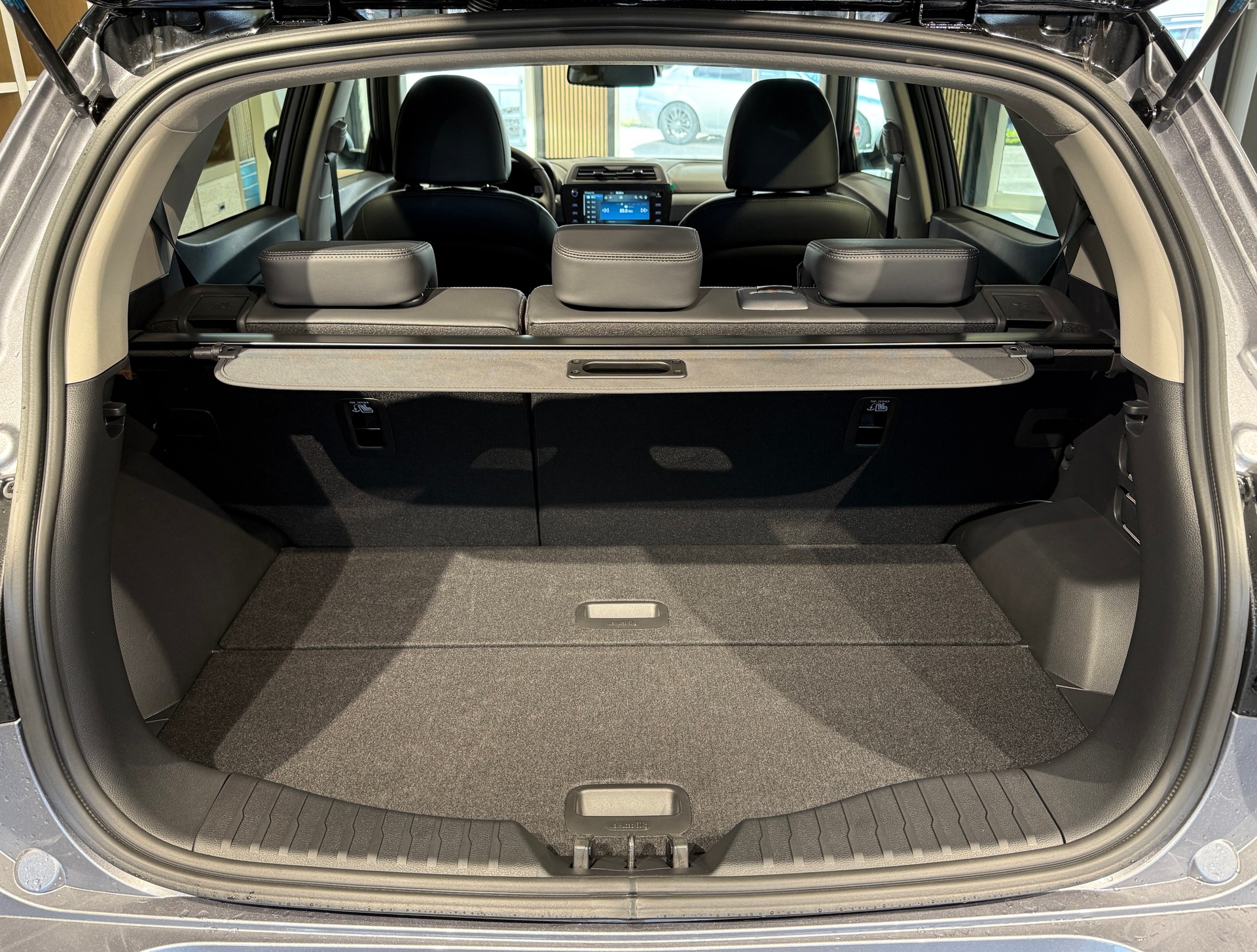 KGM-SsangYong Tivoli 1.5 T GDI Platinum 4WD Automat-image-20