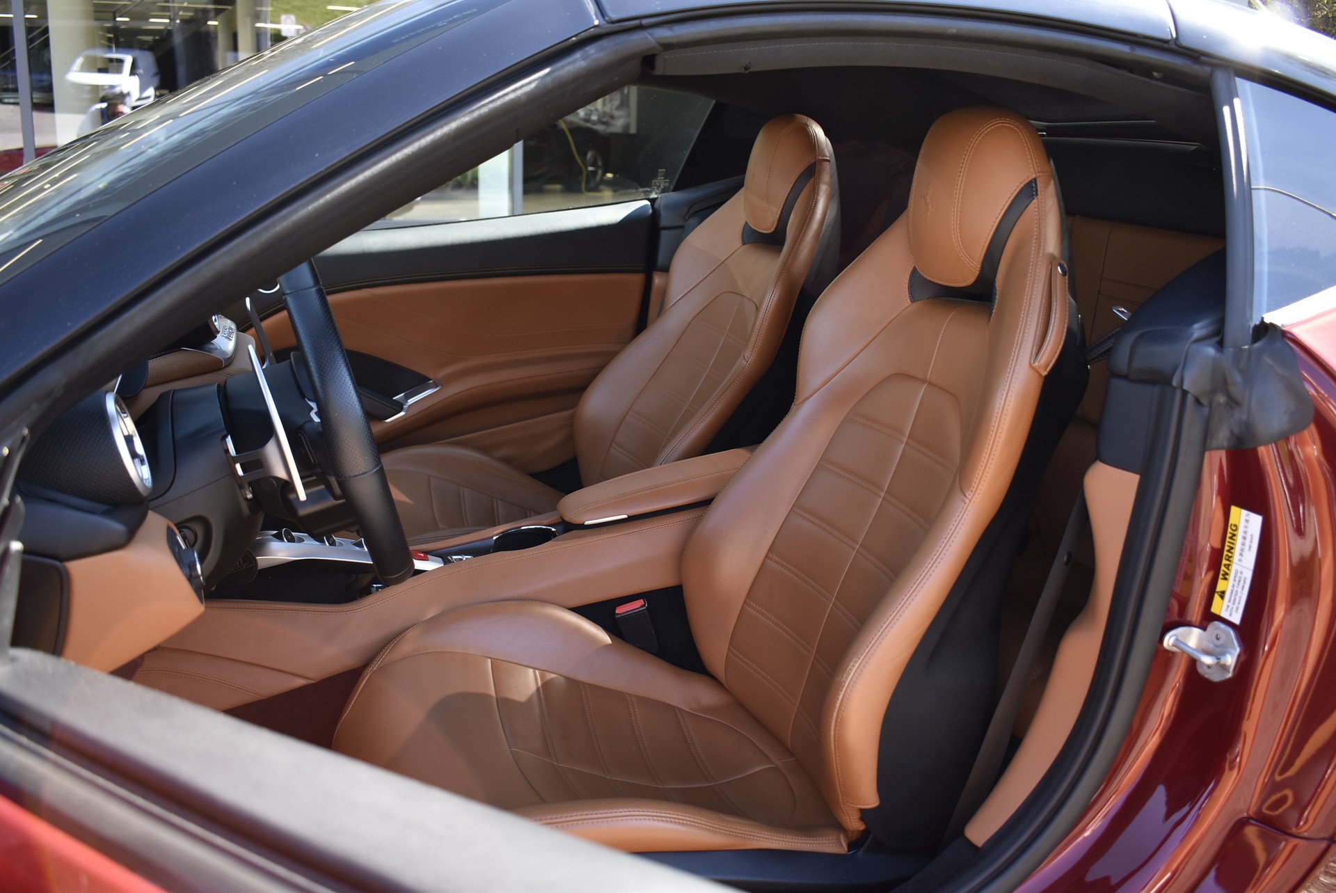 FERRARI California 3.9 V8 T-image-16