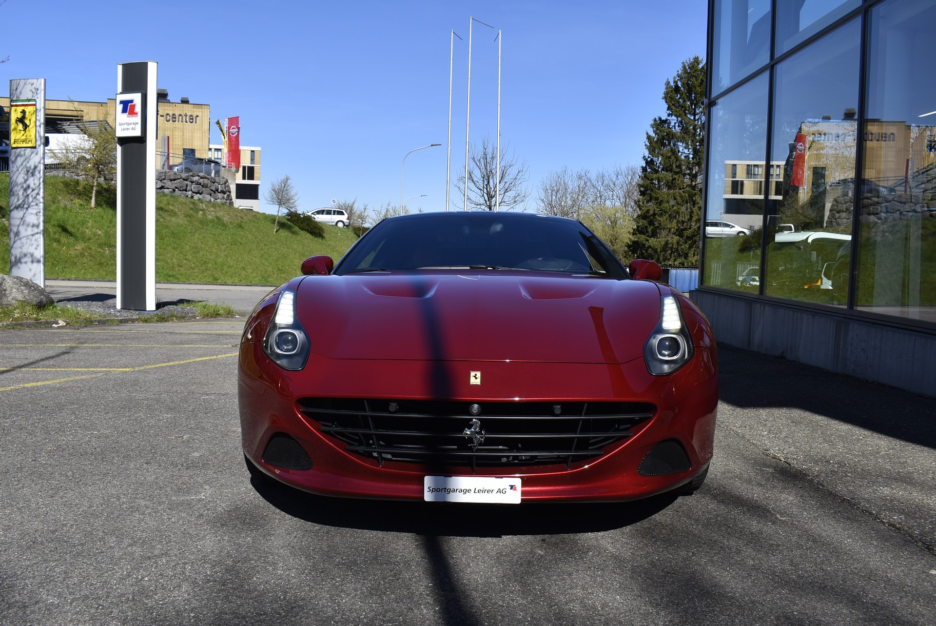 FERRARI California 3.9 V8 T-image-5