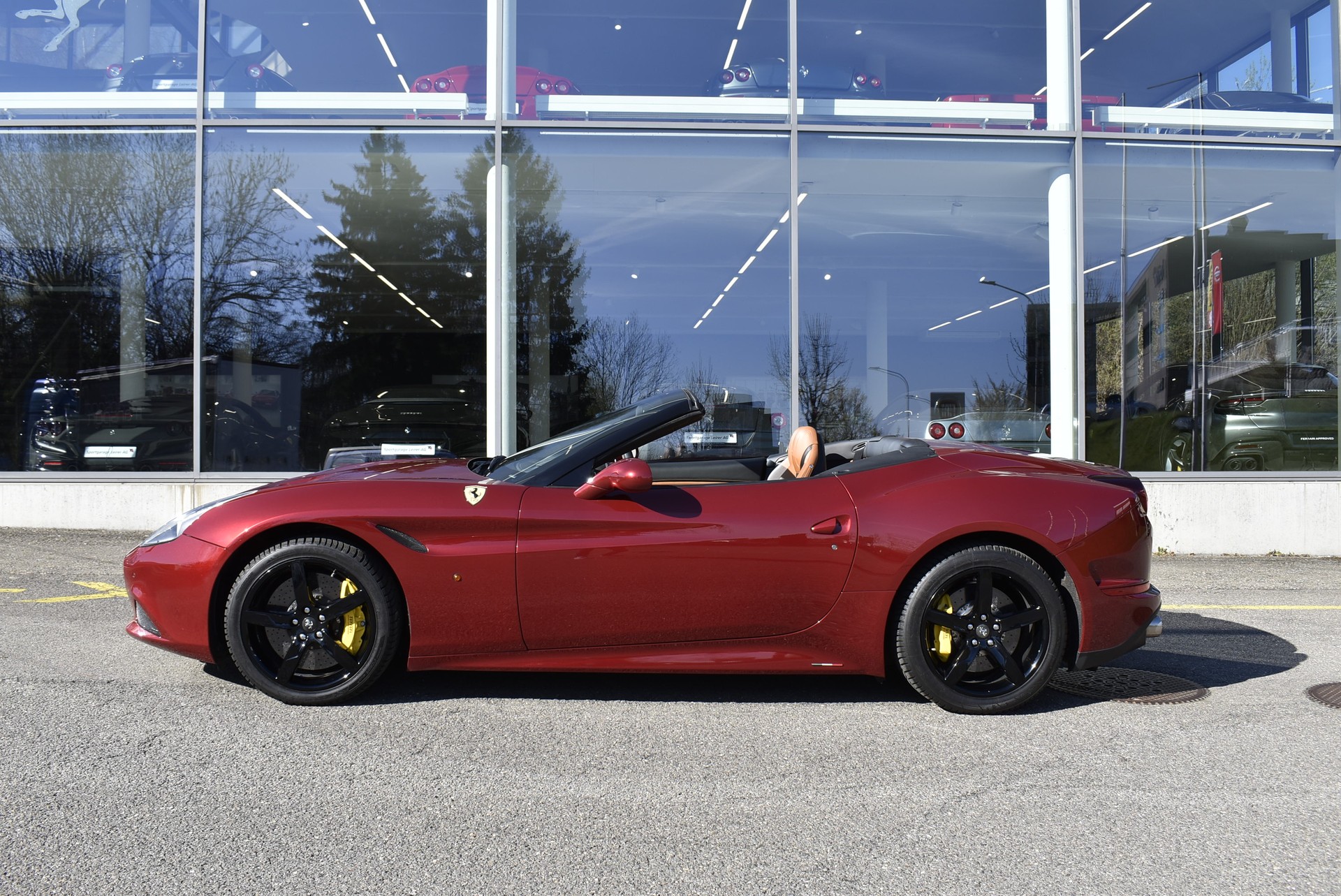 FERRARI California 3.9 V8 T-image-9