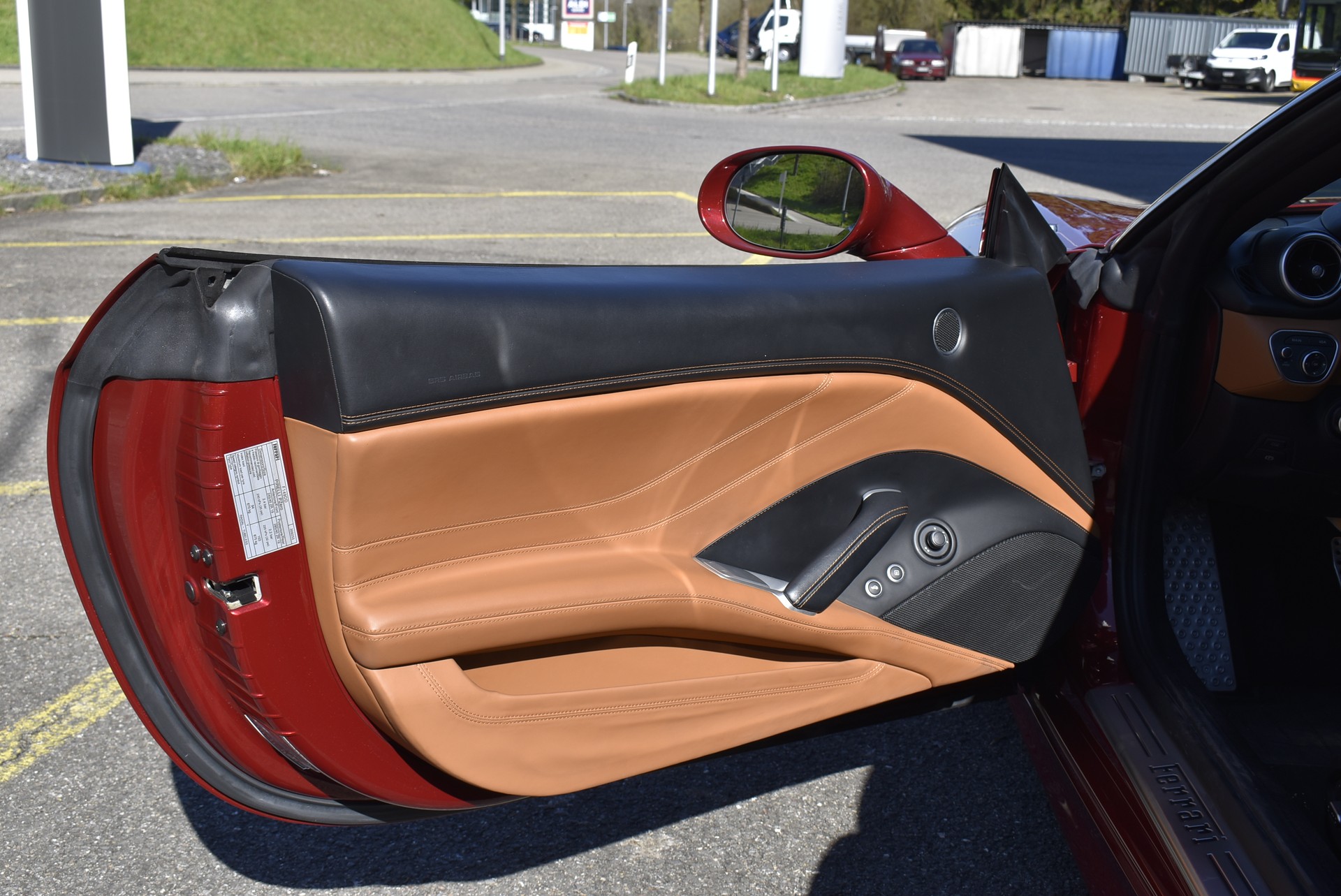 FERRARI California 3.9 V8 T-image-19