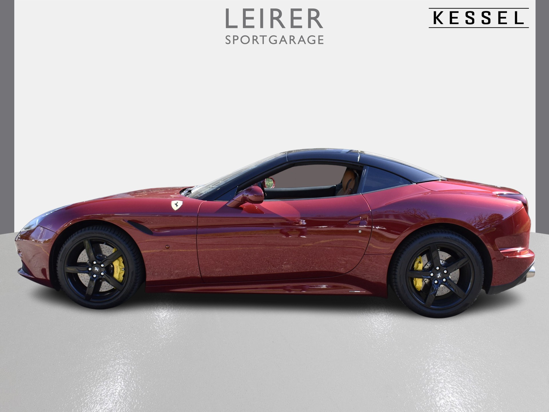 FERRARI California 3.9 V8 T-showroom-element-1