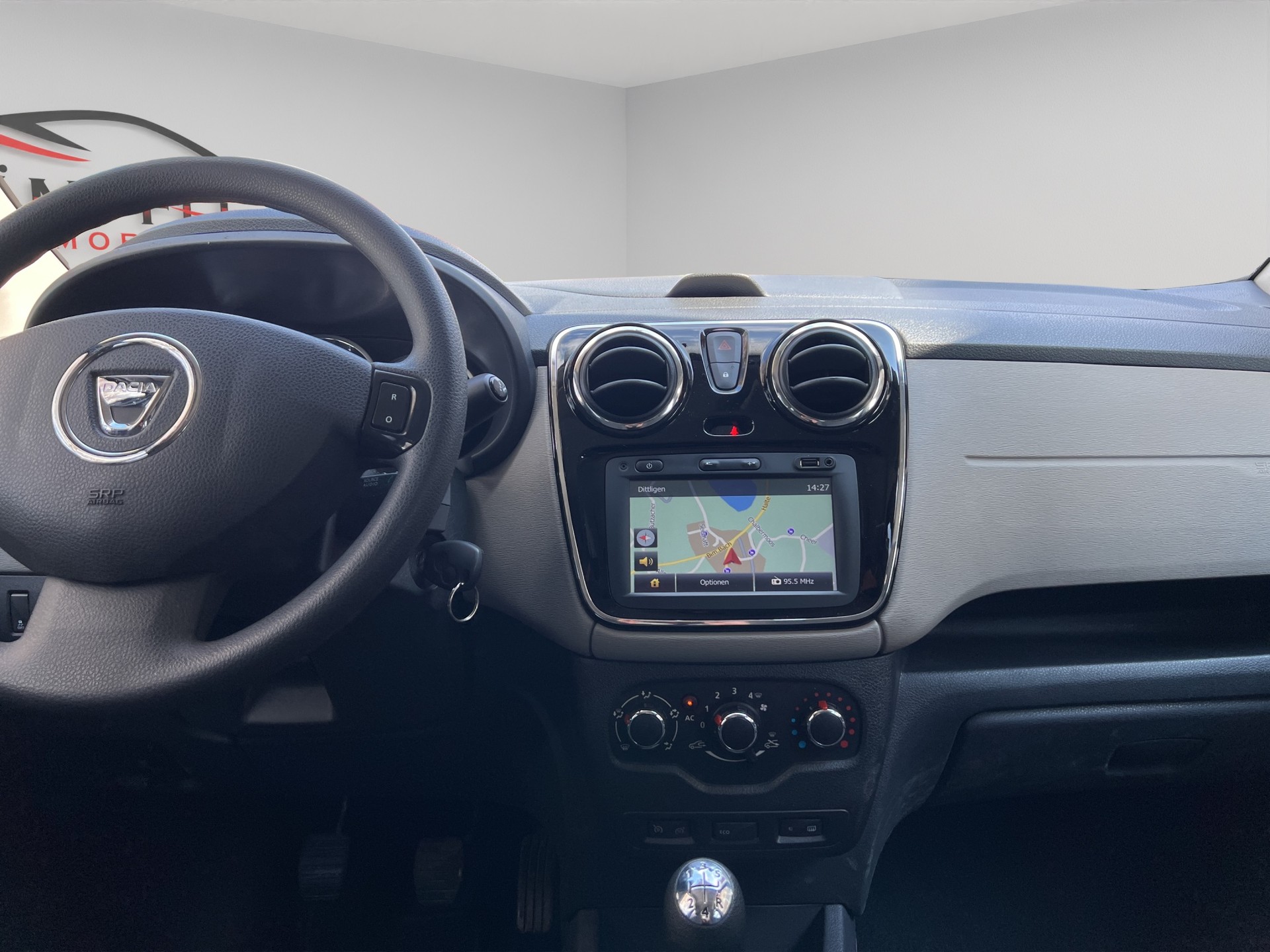 DACIA Lodgy 1.2 Turbo Supreme-image-8