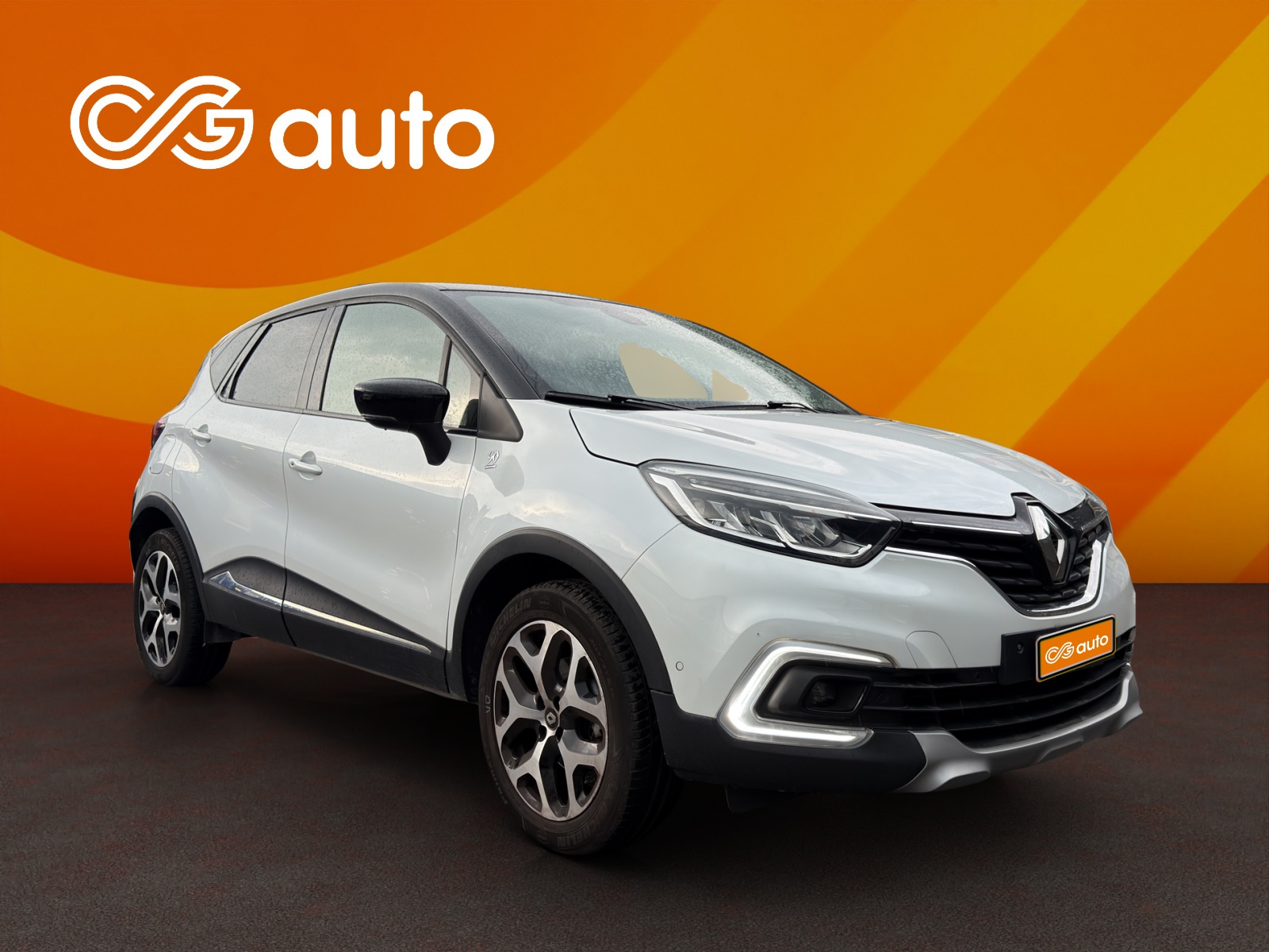 RENAULT Captur 1.2 T 16V 90th Anniversary EDC-showroom-element-1