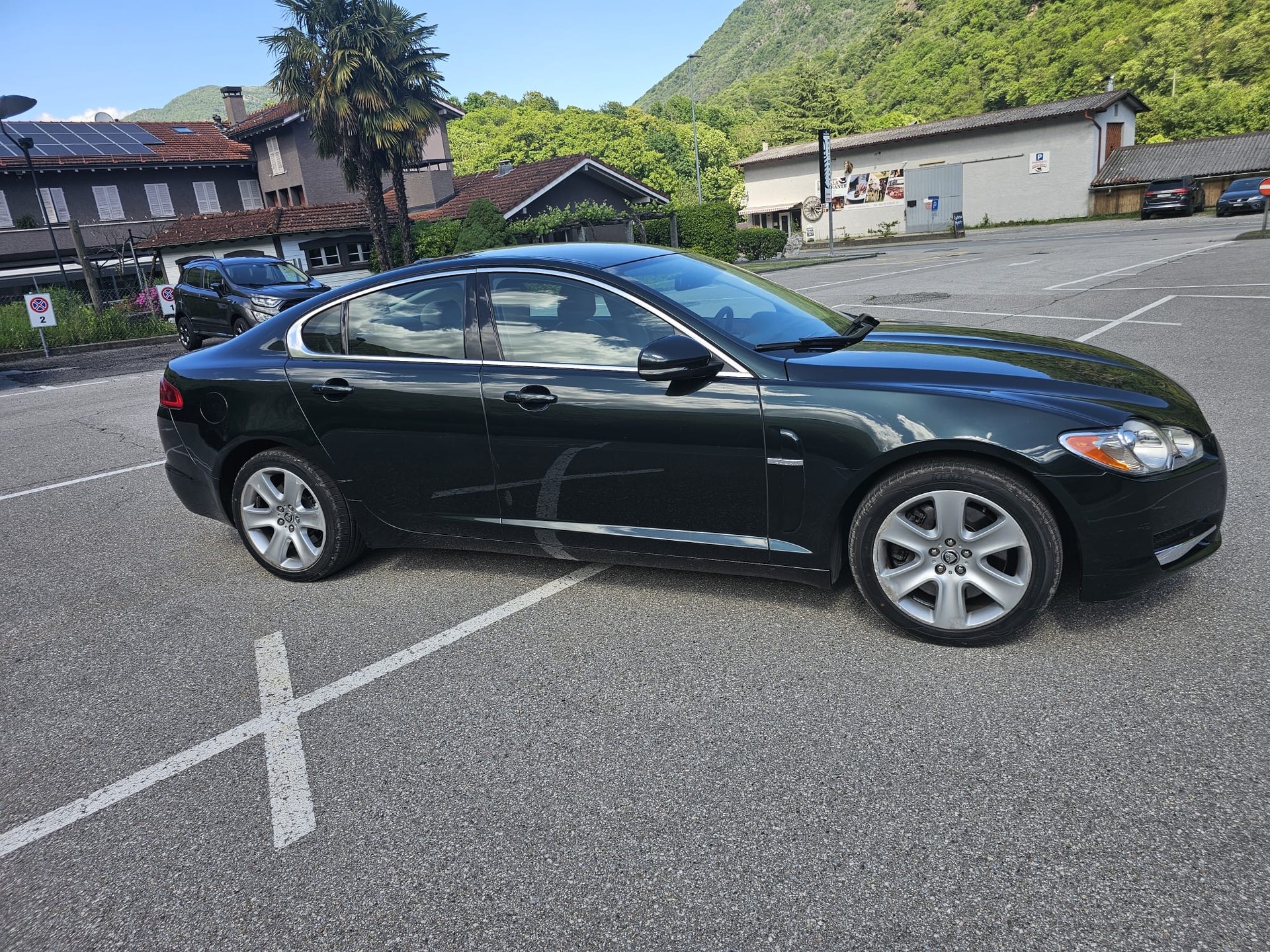 JAGUAR XF 3.0d V6 Prem. Luxury-image-3