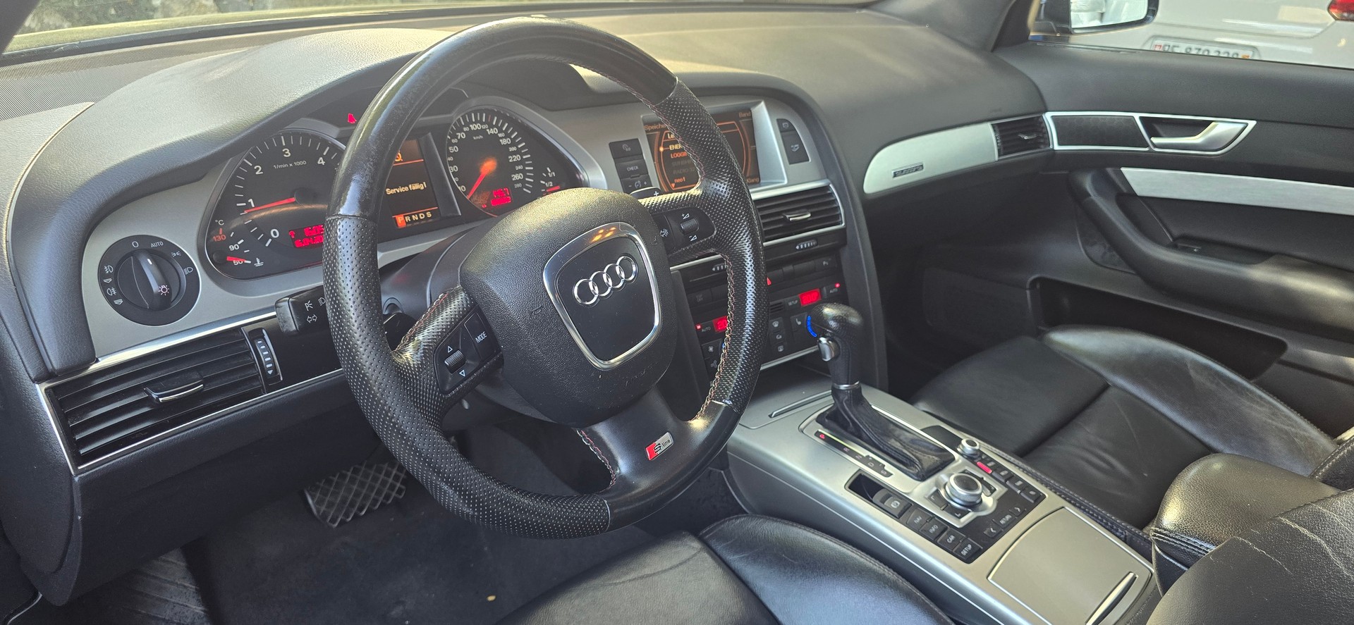 AUDI A6 Avant 3.0 V6 TDI quattro-image-11