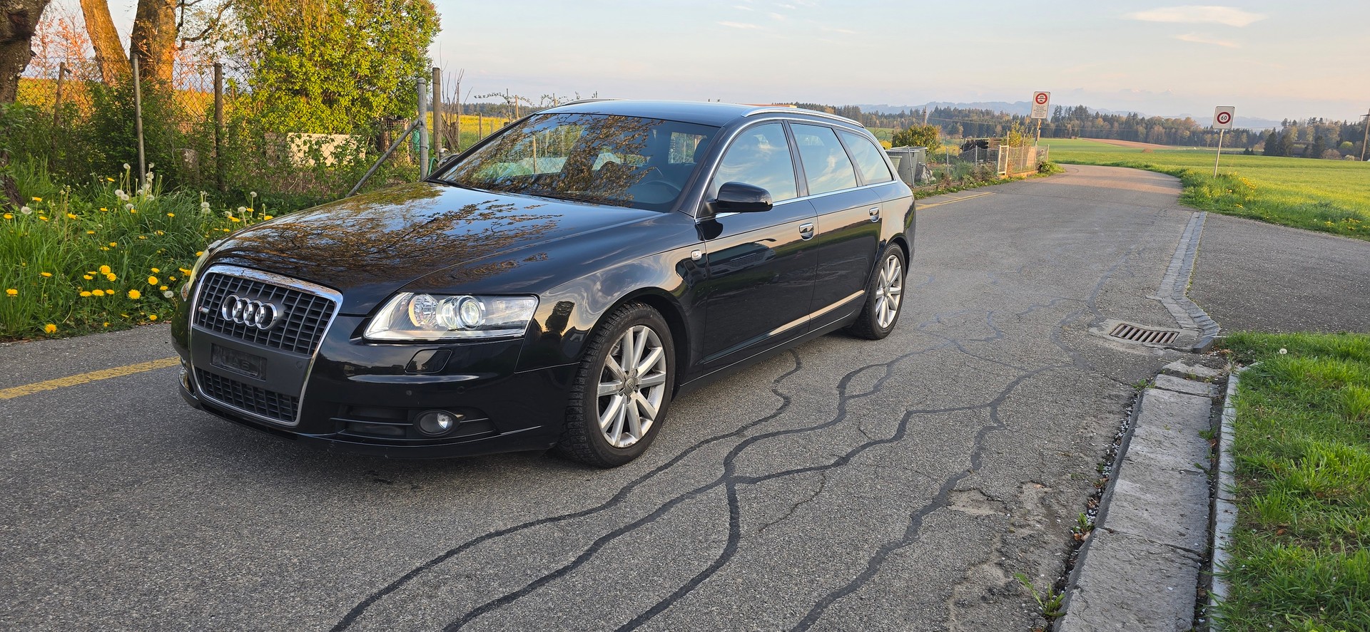 AUDI A6 Avant 3.0 V6 TDI quattro-image-2