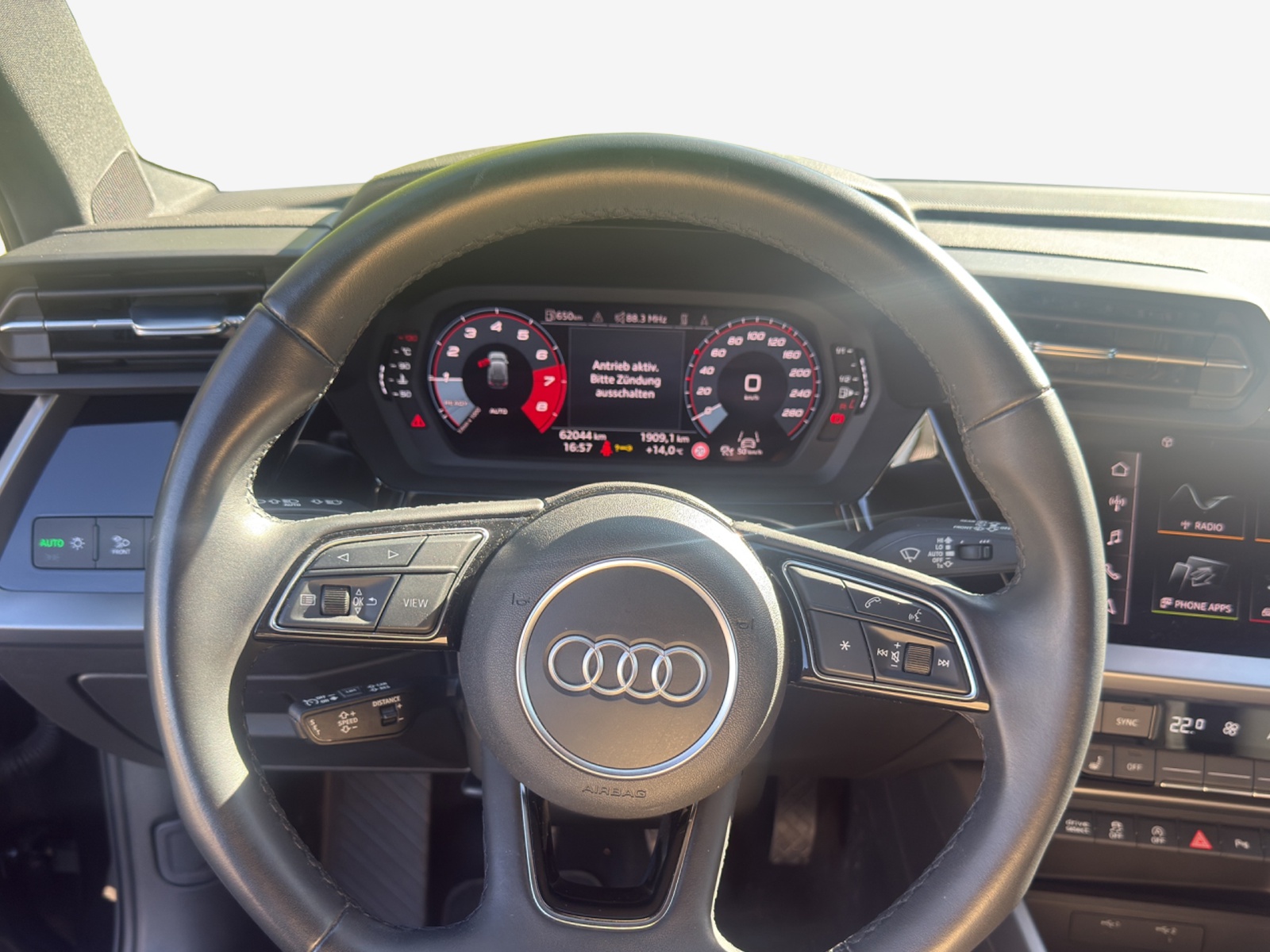AUDI A3 Sportback 35 TFSI Attraction-image-9