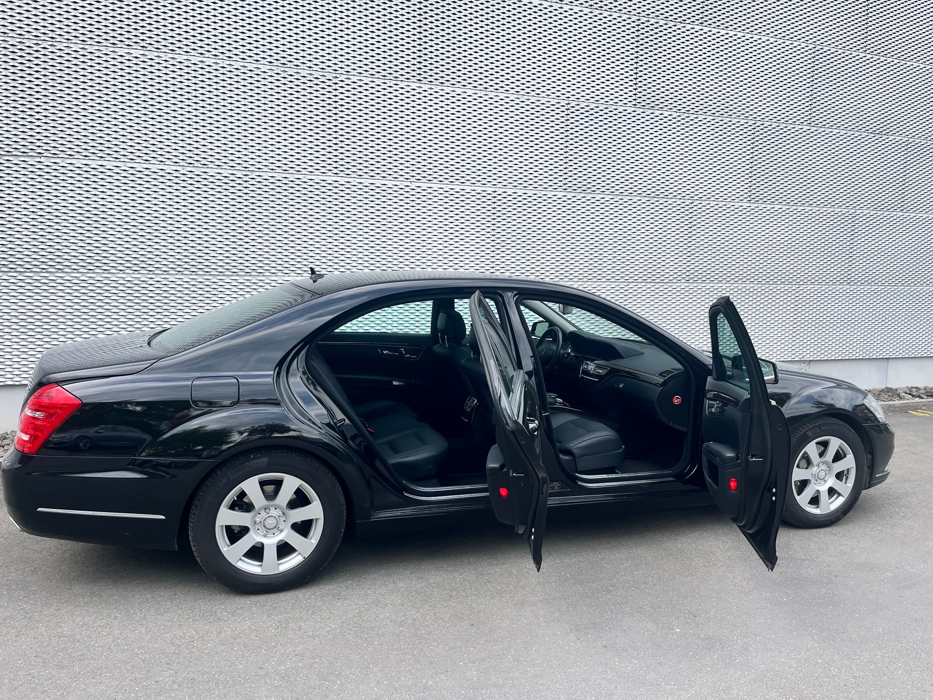 MERCEDES-BENZ S 400 V6 Hybrid lang-image-10