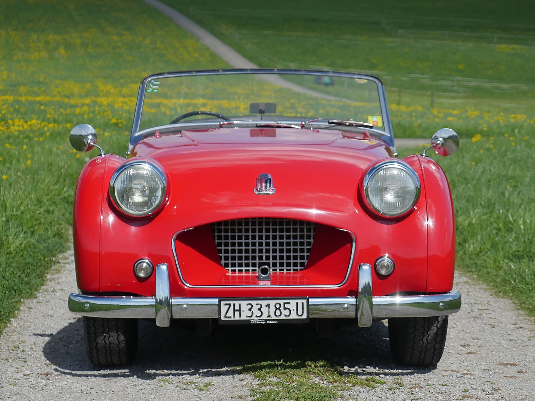 TRIUMPH TR2-image-2