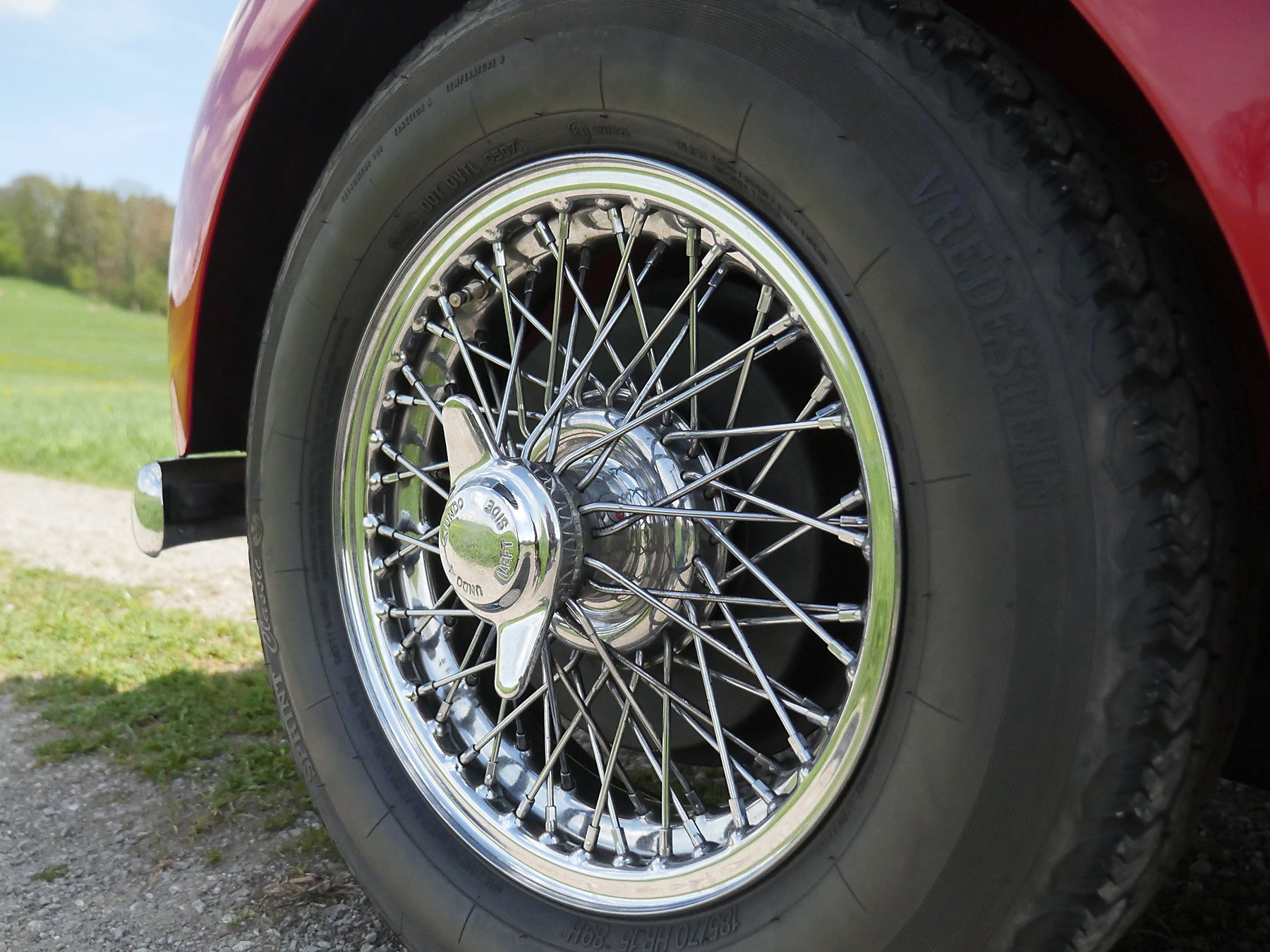 TRIUMPH TR2-image-12
