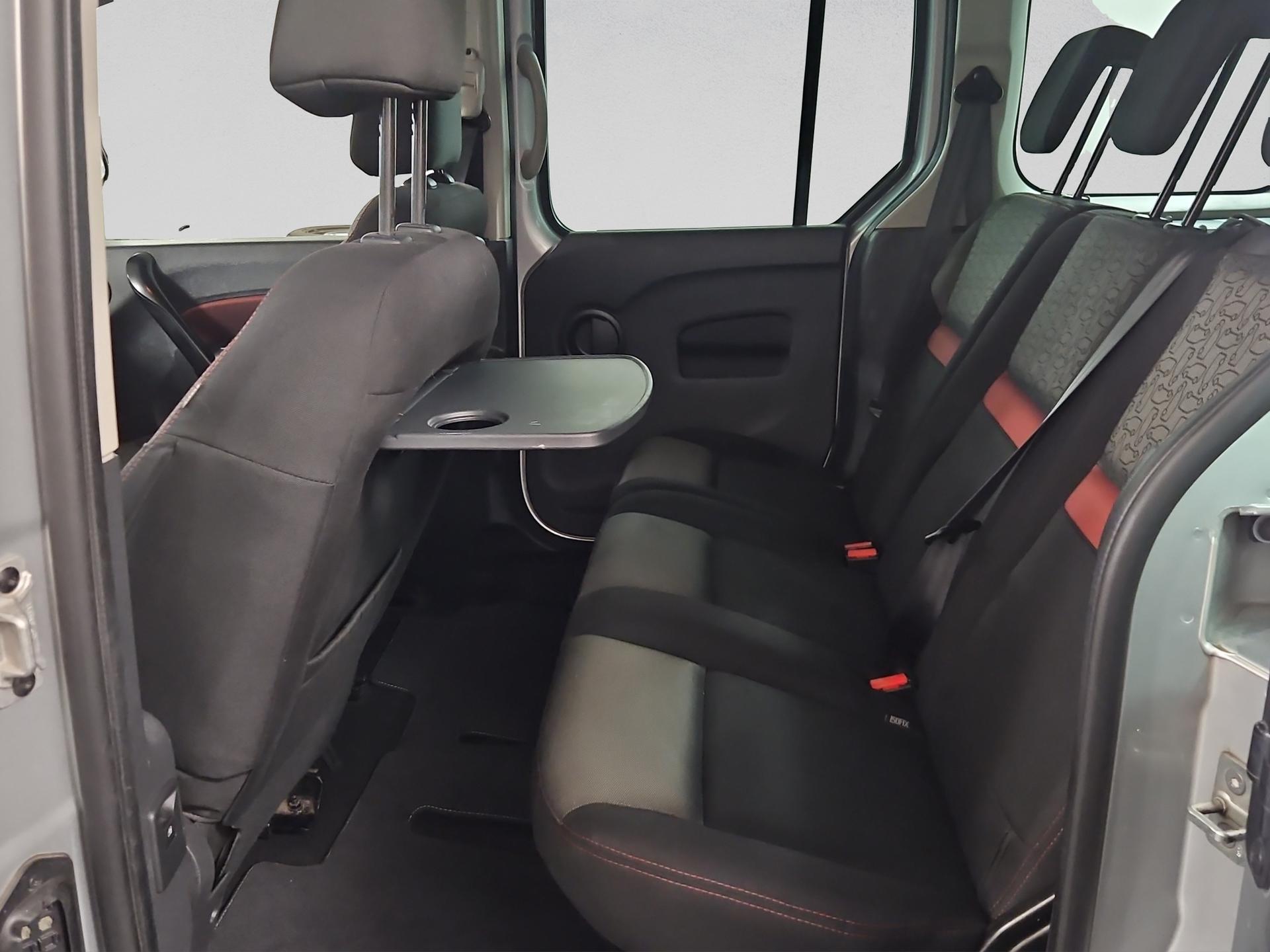 RENAULT Kangoo 1.2 16V Turbo 90th Anniversary EDC-image-14