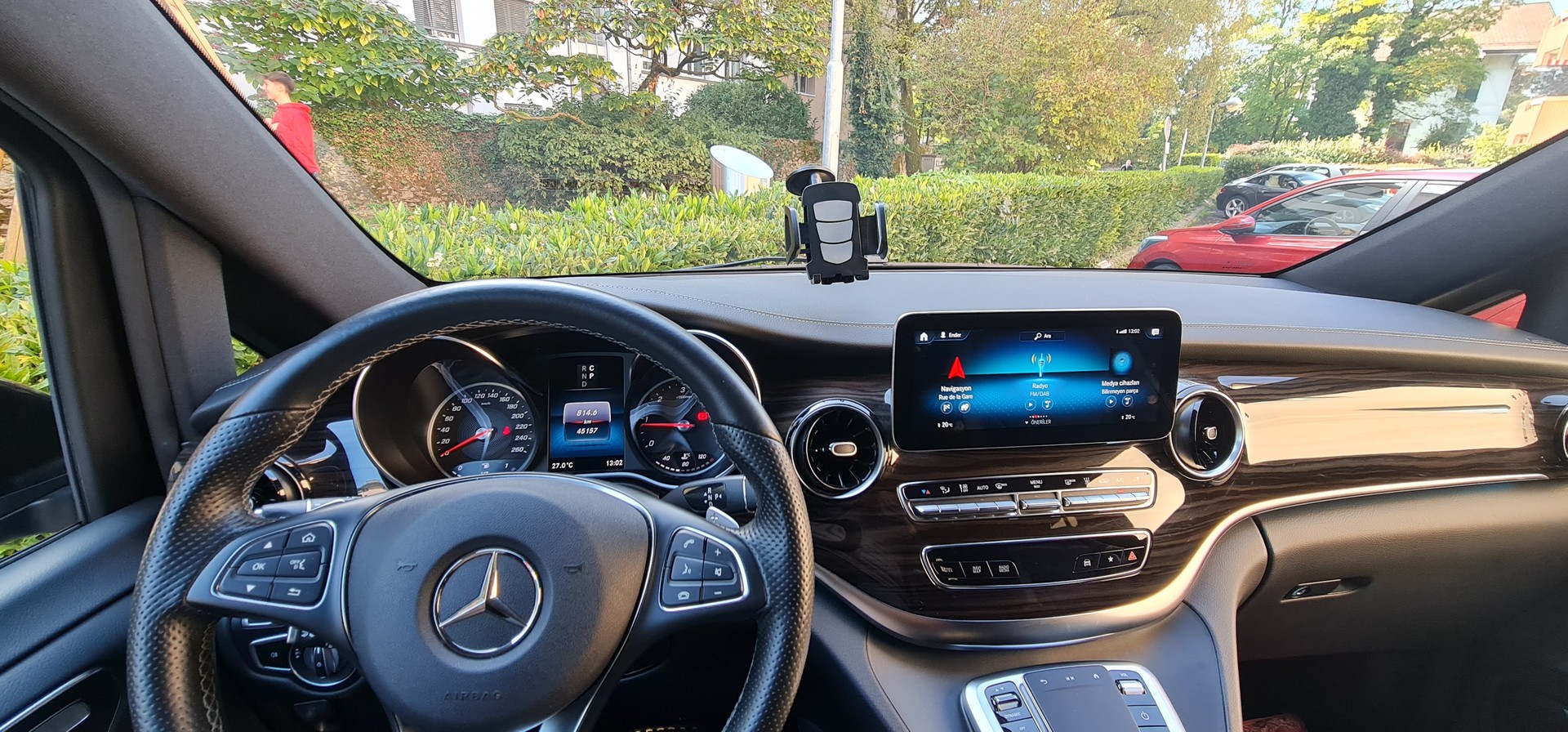 MERCEDES-BENZ V 300 d Avantgarde lang 4matic-image-2
