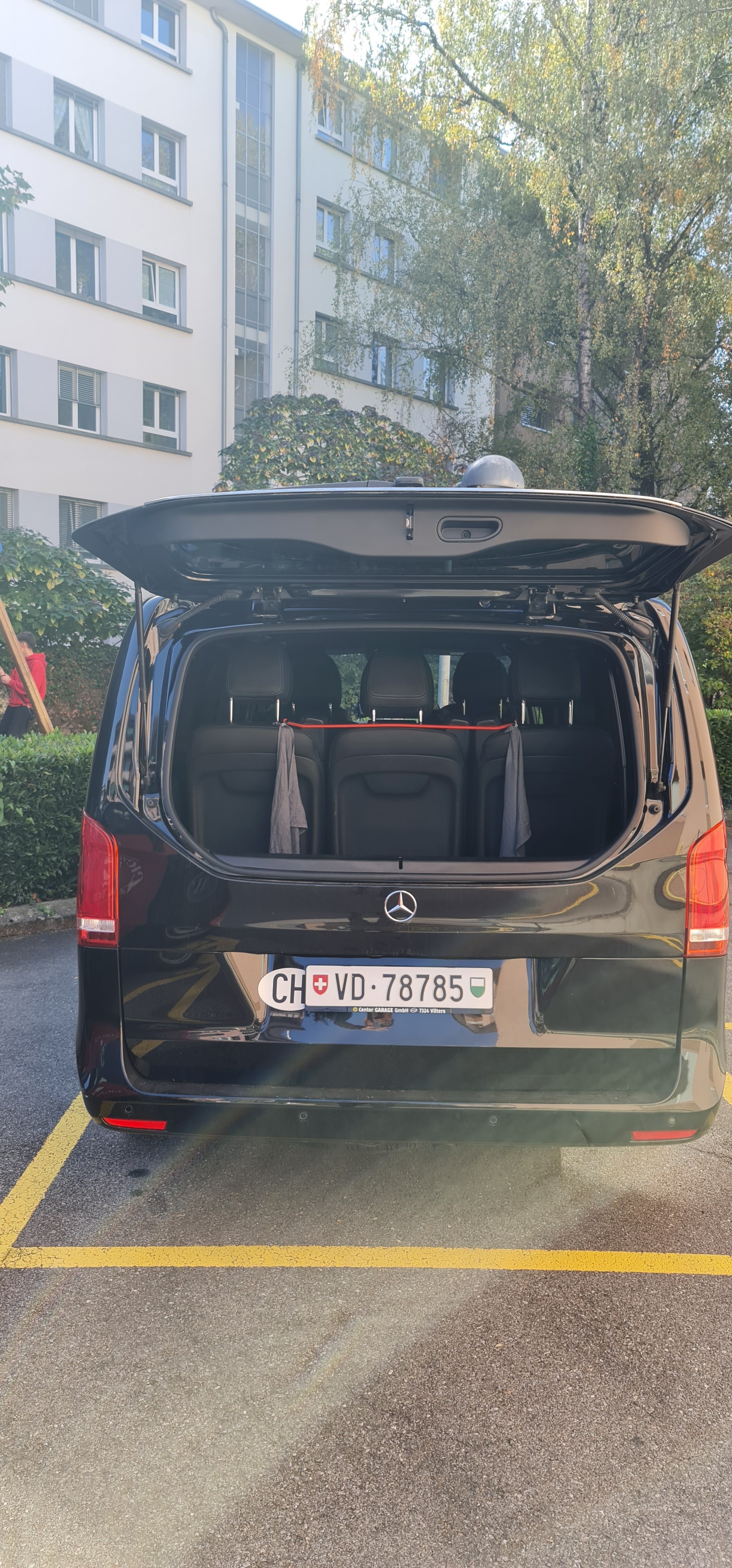 MERCEDES-BENZ V 300 d Avantgarde lang 4matic-image-5