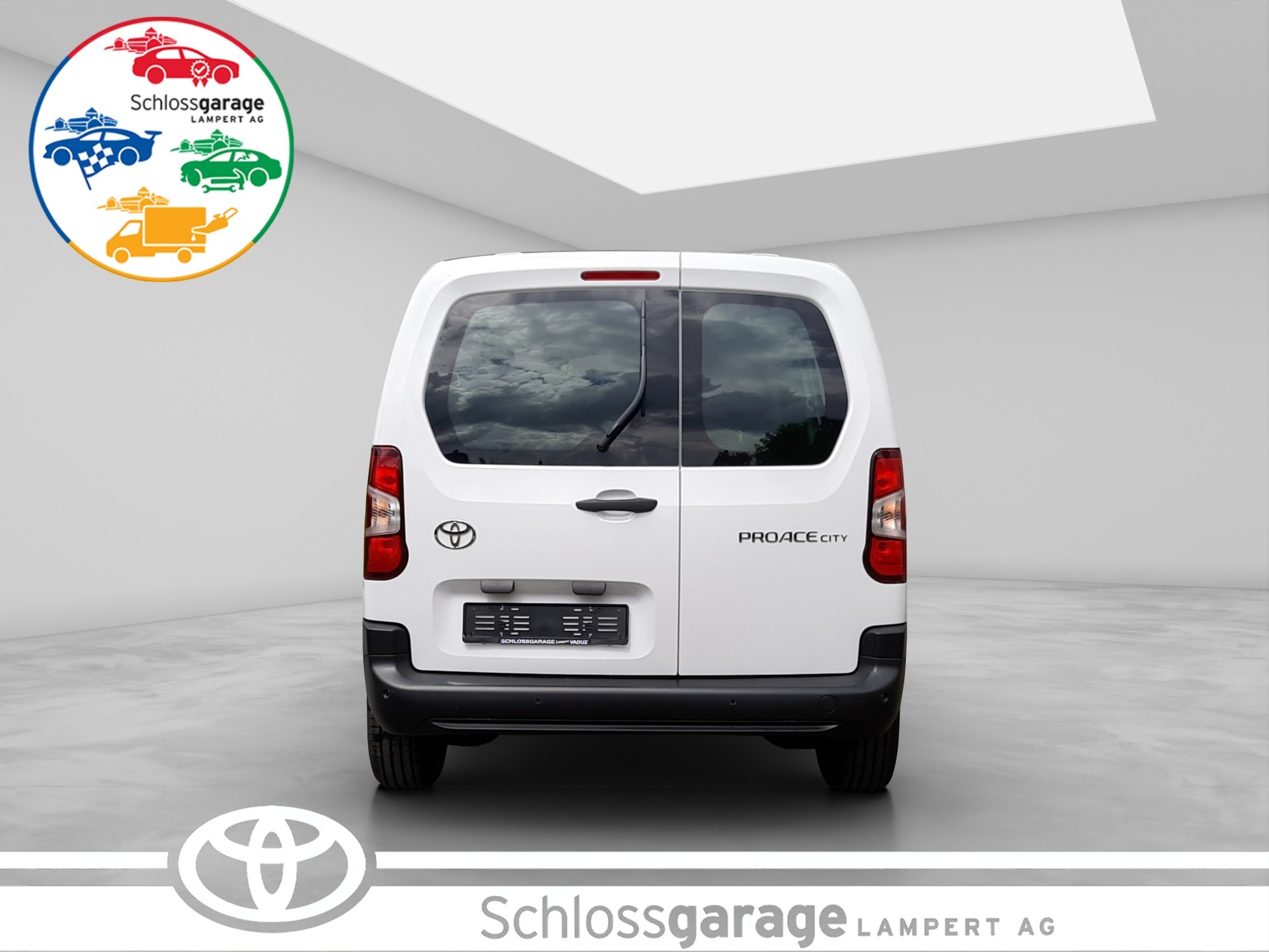 TOYOTA PROACE CITY Van L1 1.2 Active-image-4