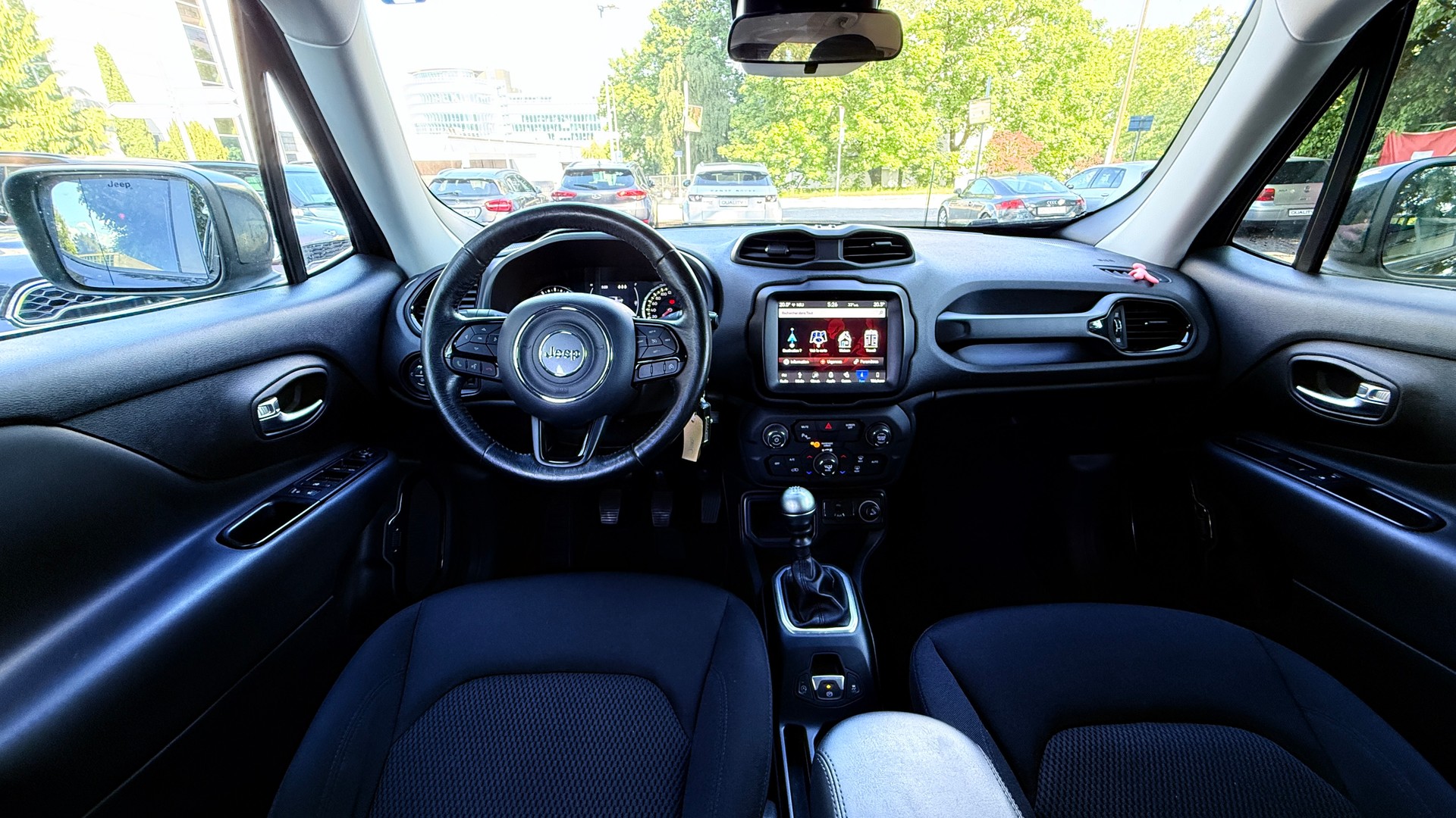 JEEP Renegade 1.4 Turbo Street Edition-image-11