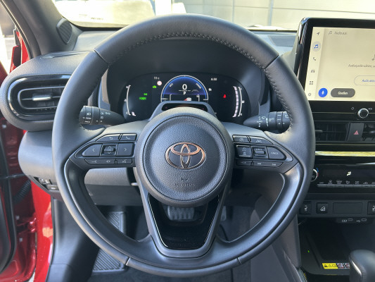 TOYOTA Yaris Cross 1.5 Trend AWD-image-8
