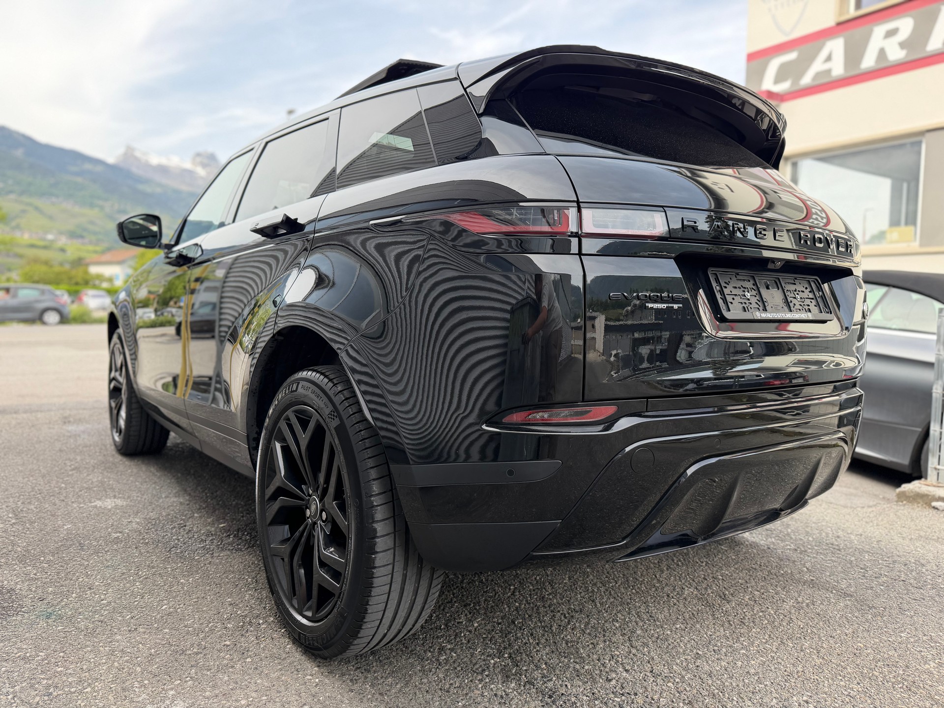 LAND ROVER Range Rover Evoque P 250 HSE AT9-image-5