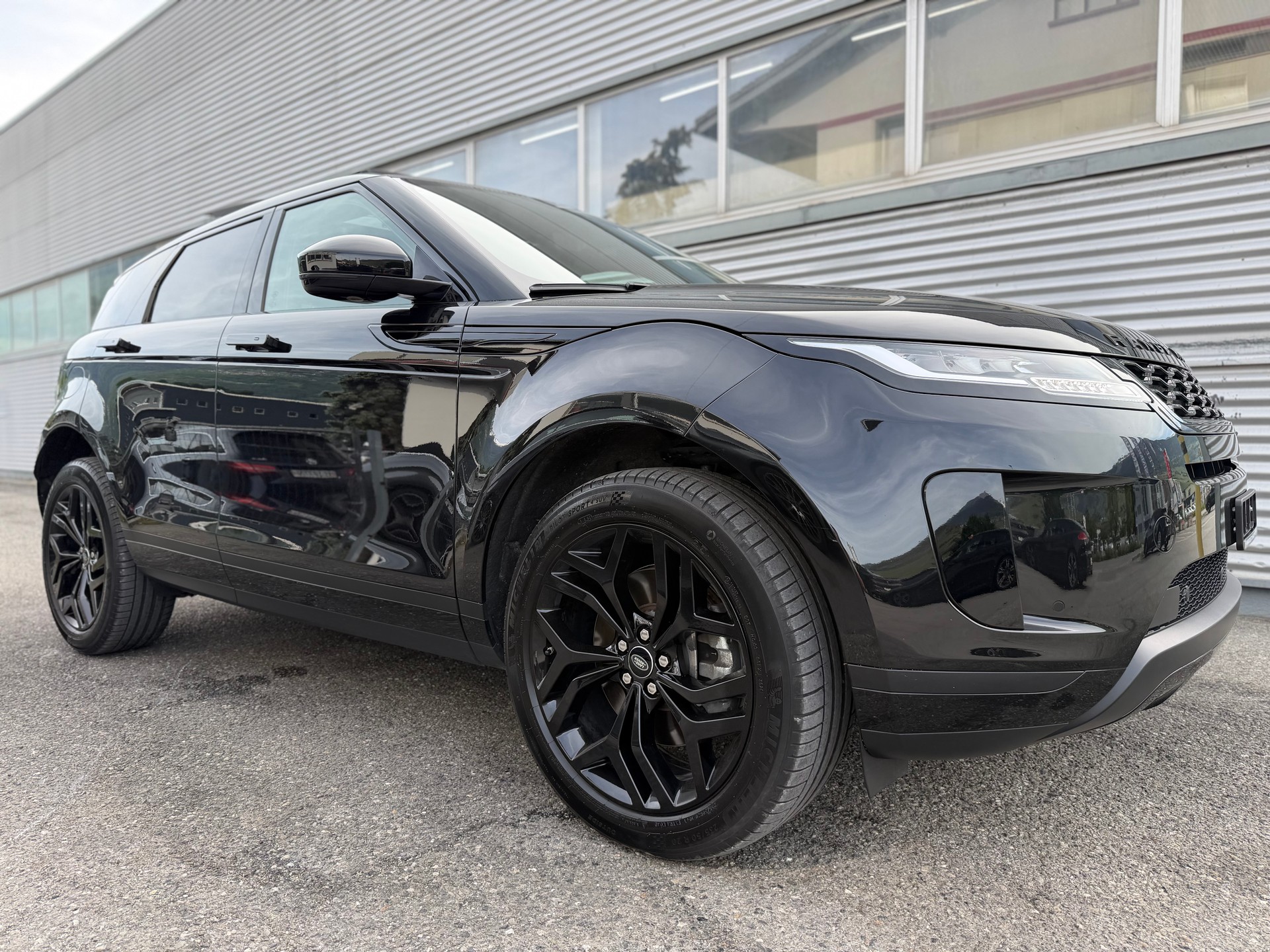 LAND ROVER Range Rover Evoque P 250 HSE AT9-image-2