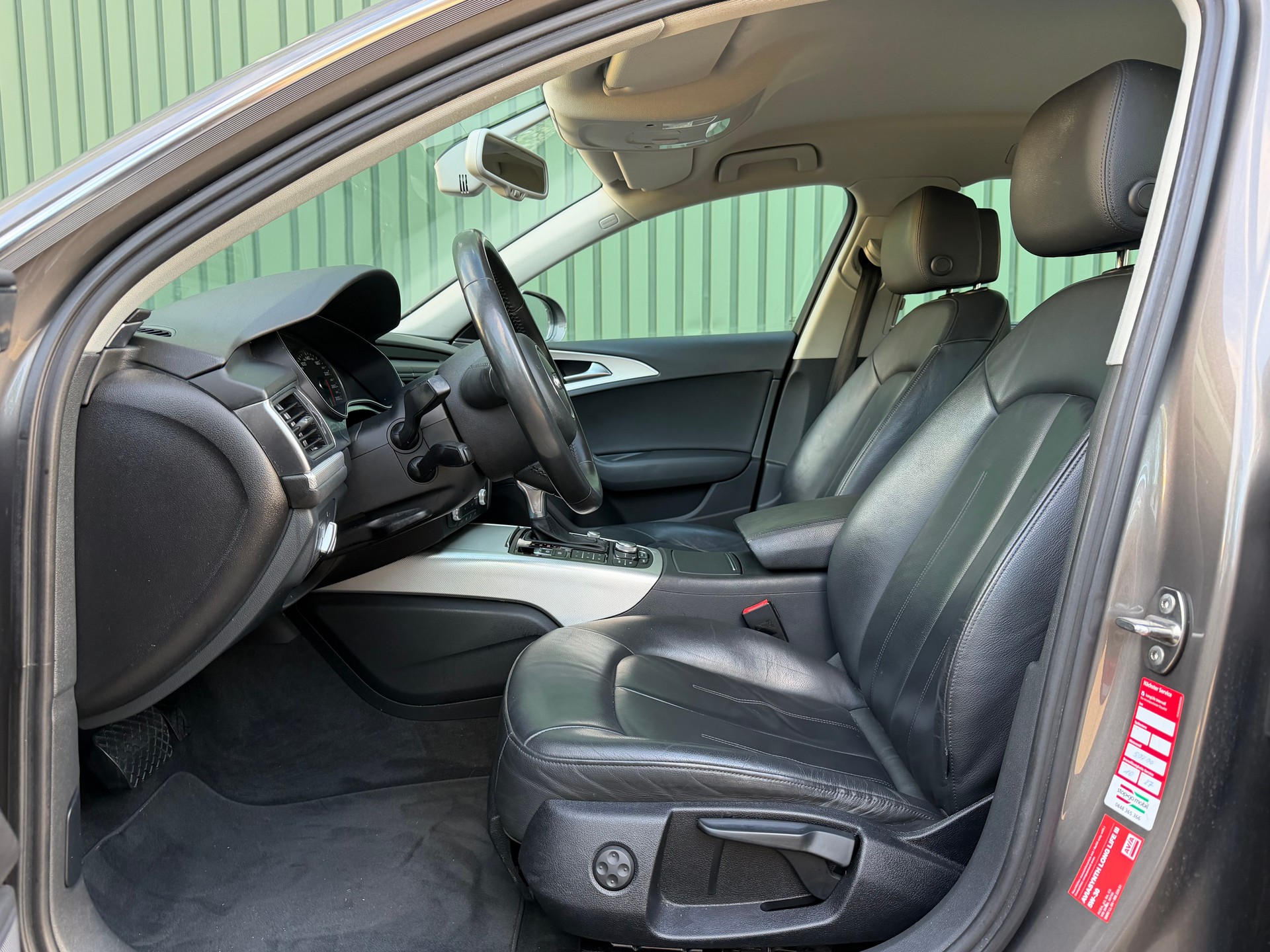 AUDI A6 Avant 3.0 TDI V6 quattro S-tronic-image-8