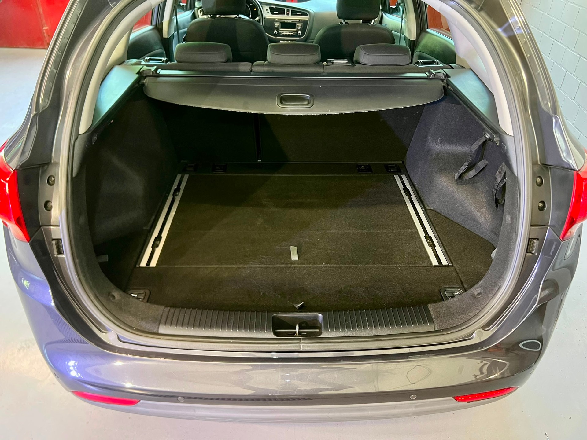 KIA Cee'd Sportswagon 1.6 GDi Trend ✅-image-6