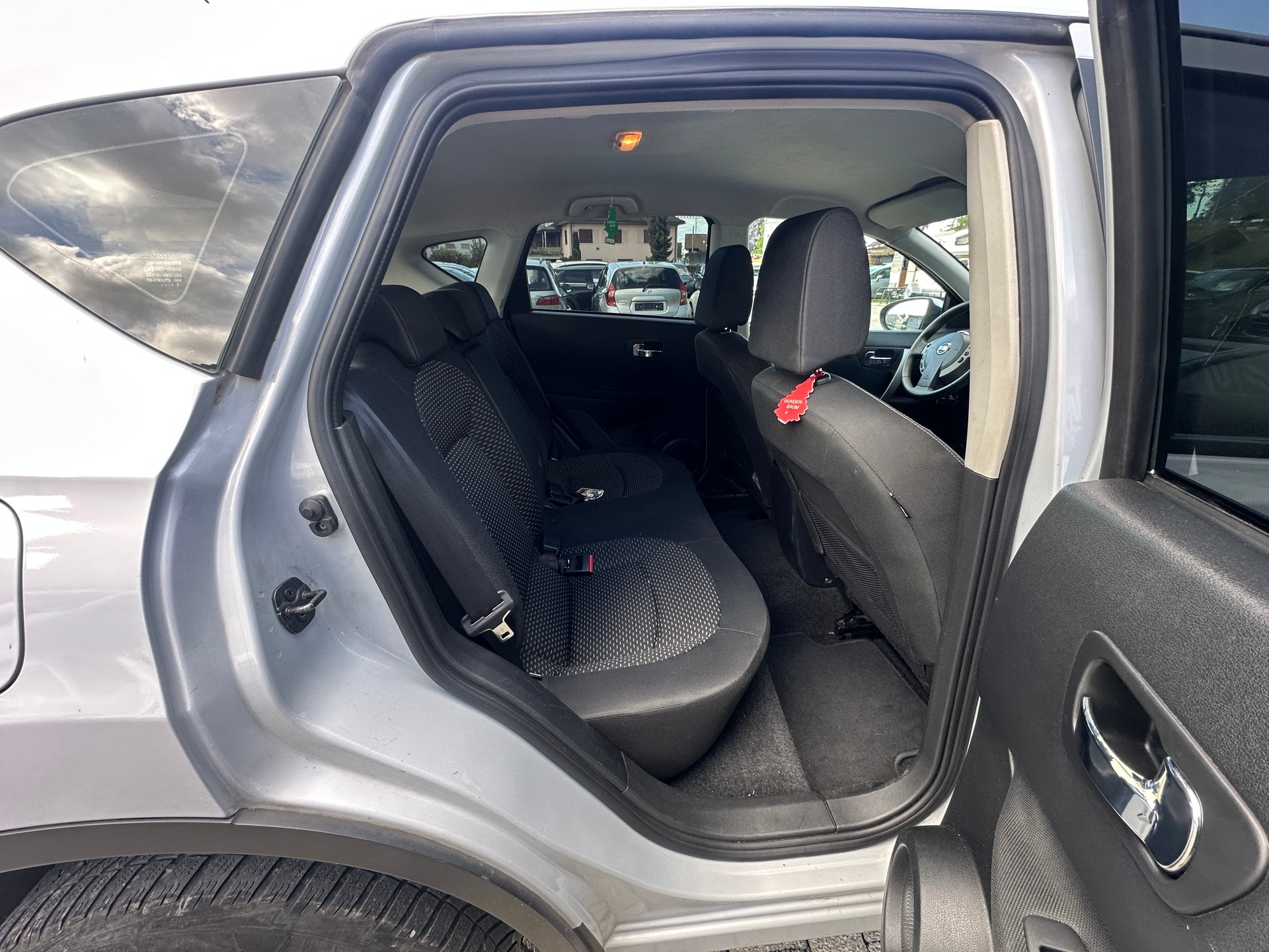 NISSAN Qashqai 2.0 tekna XTronic CVT-image-7