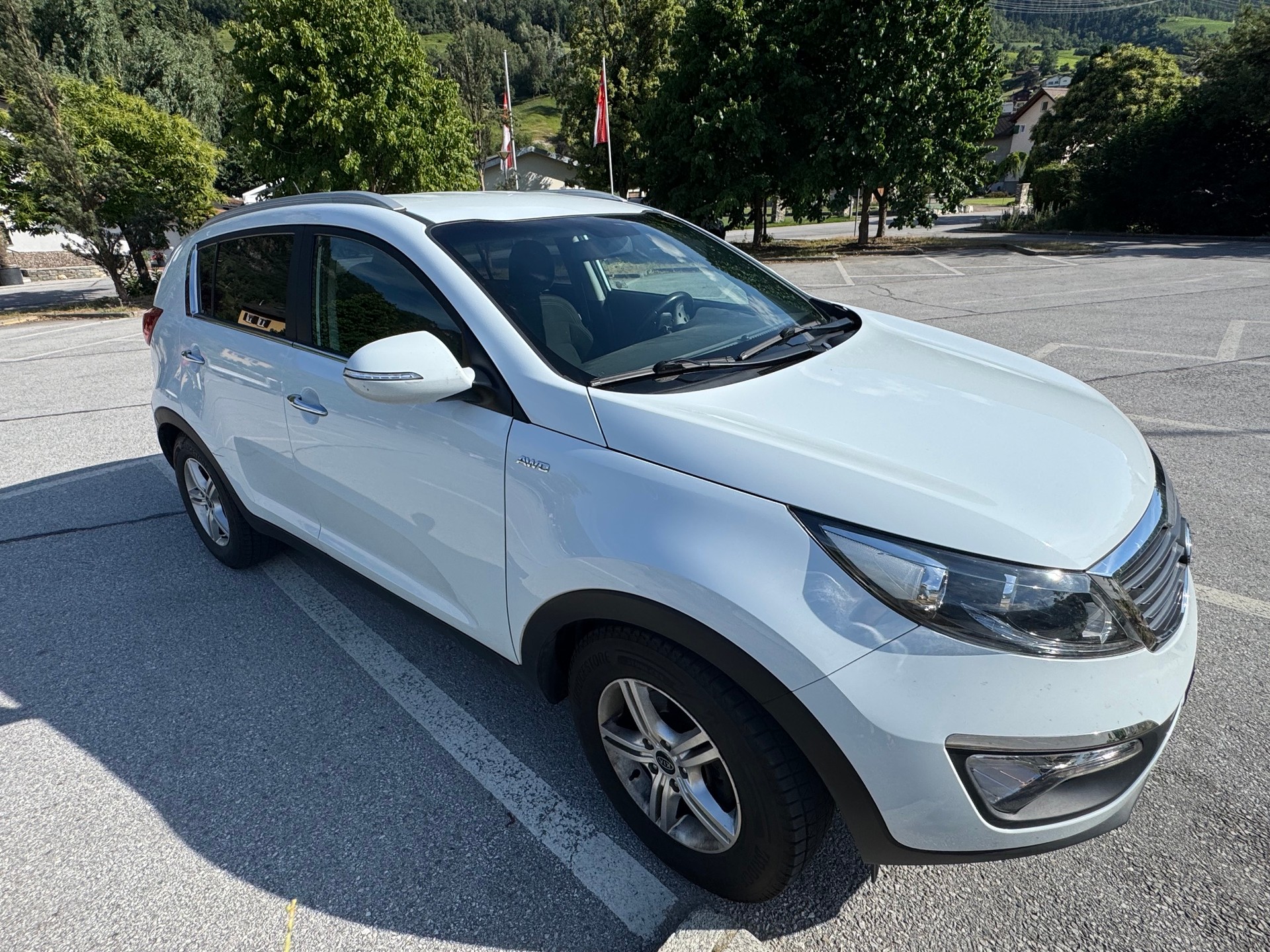 KIA 2.0 CRDi Trend-image-1