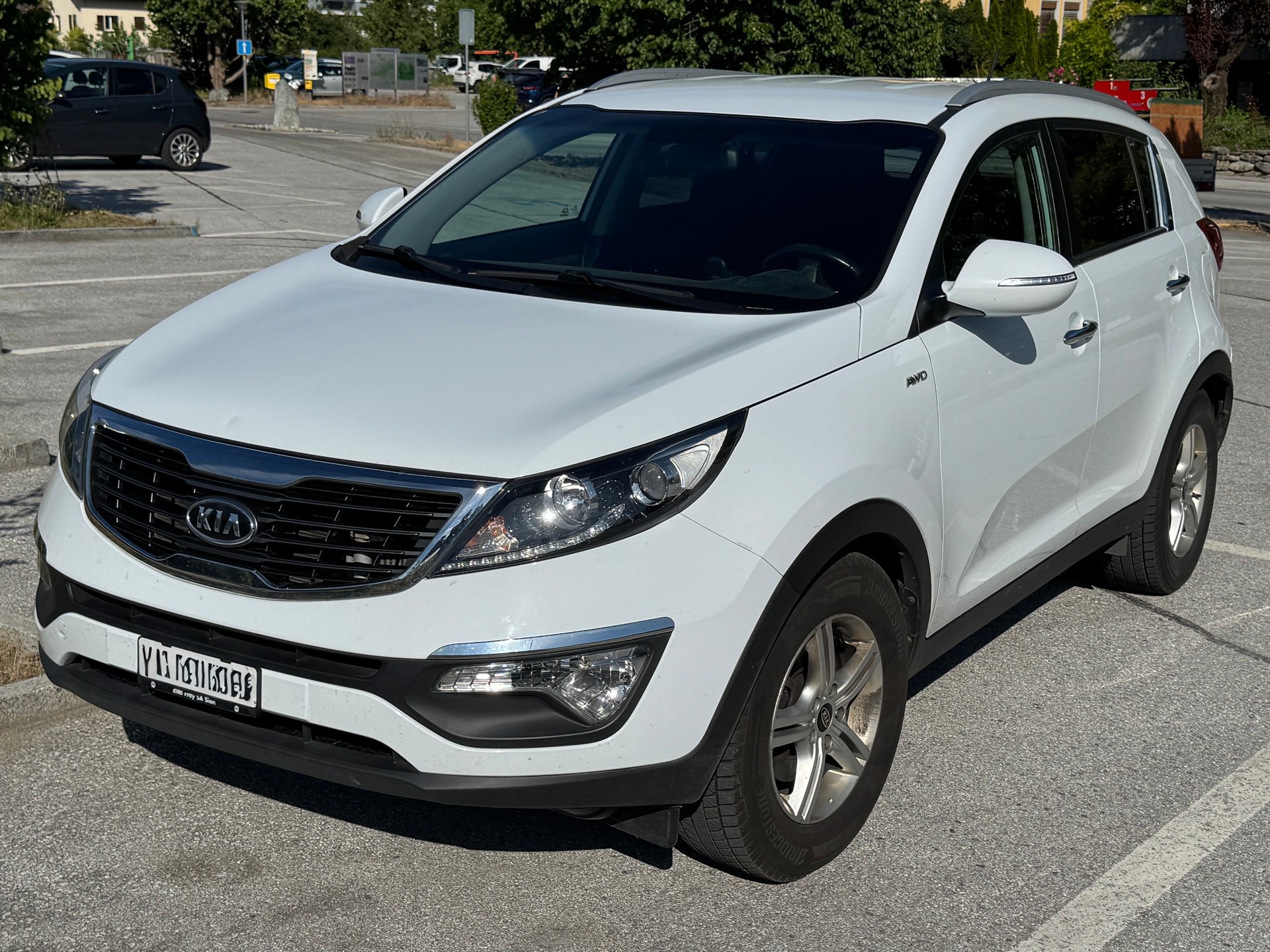 KIA 2.0 CRDi Trend-image-0