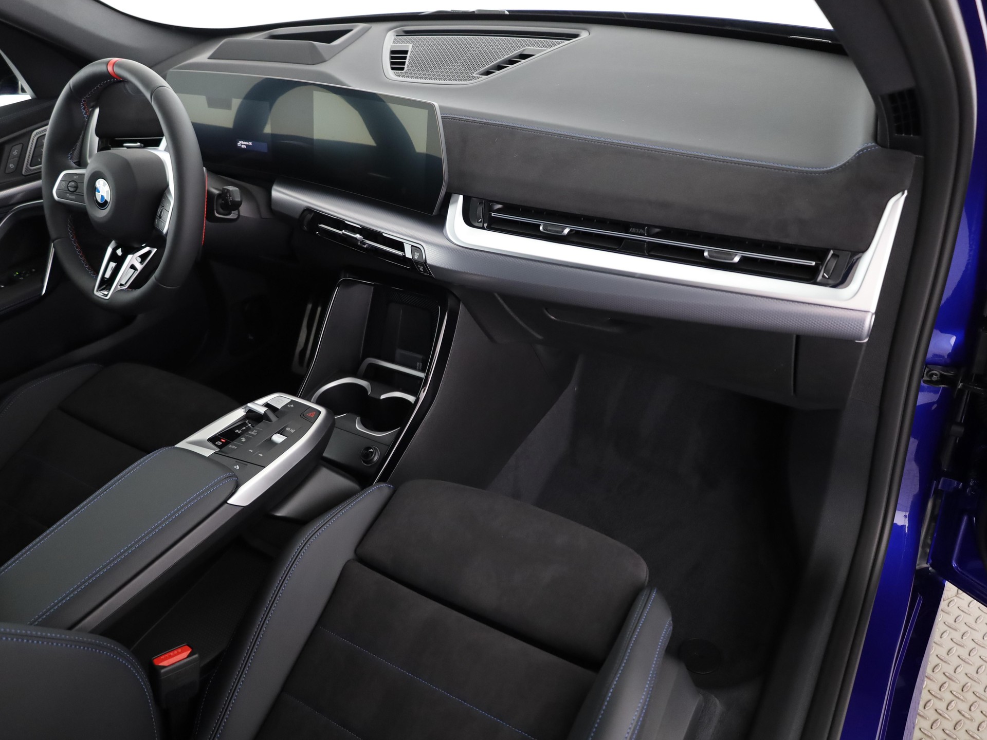 BMW X1 M35i-image-15