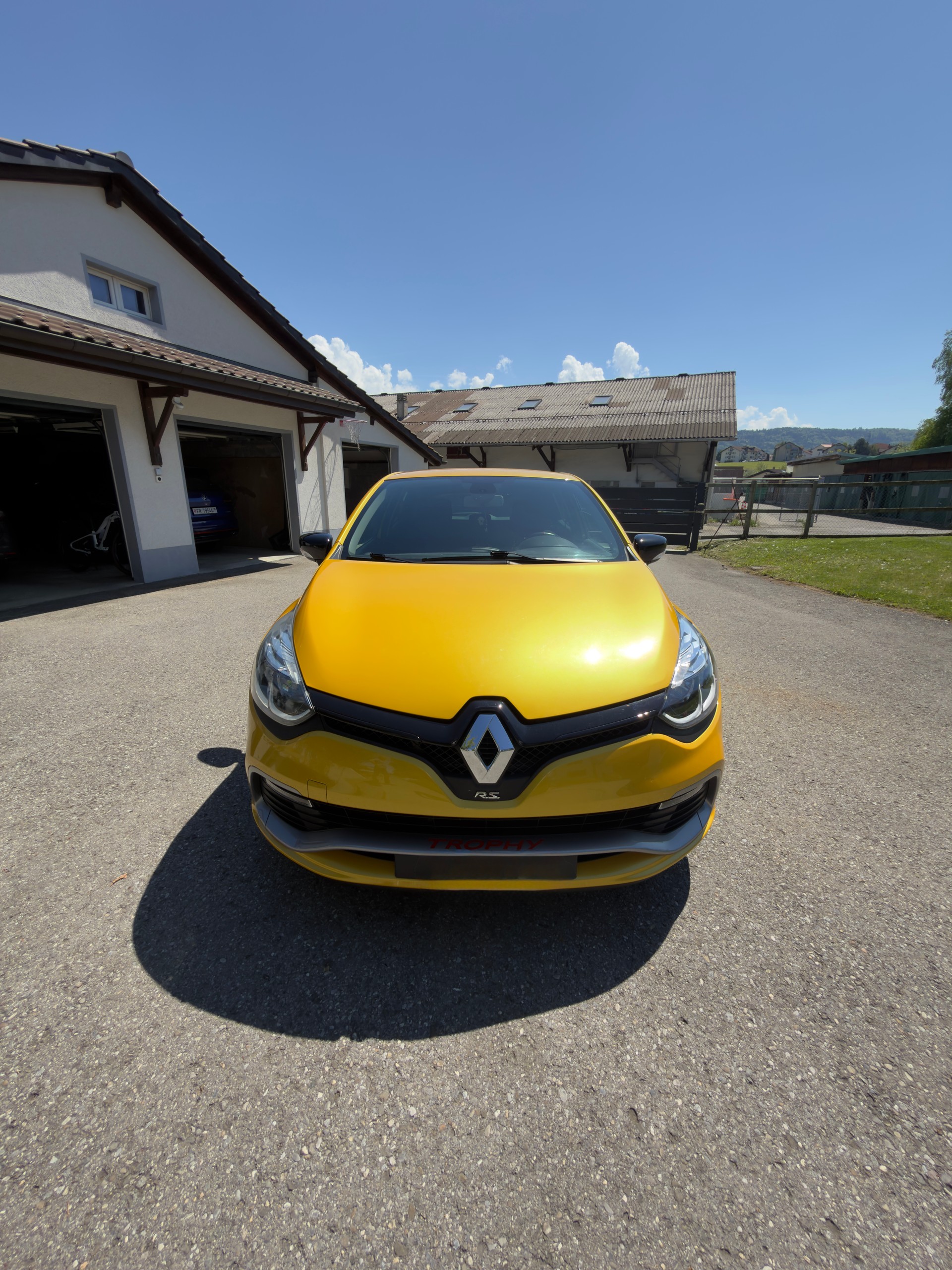 RENAULT 1.6 T 220 RSTrophy S/S-image-0