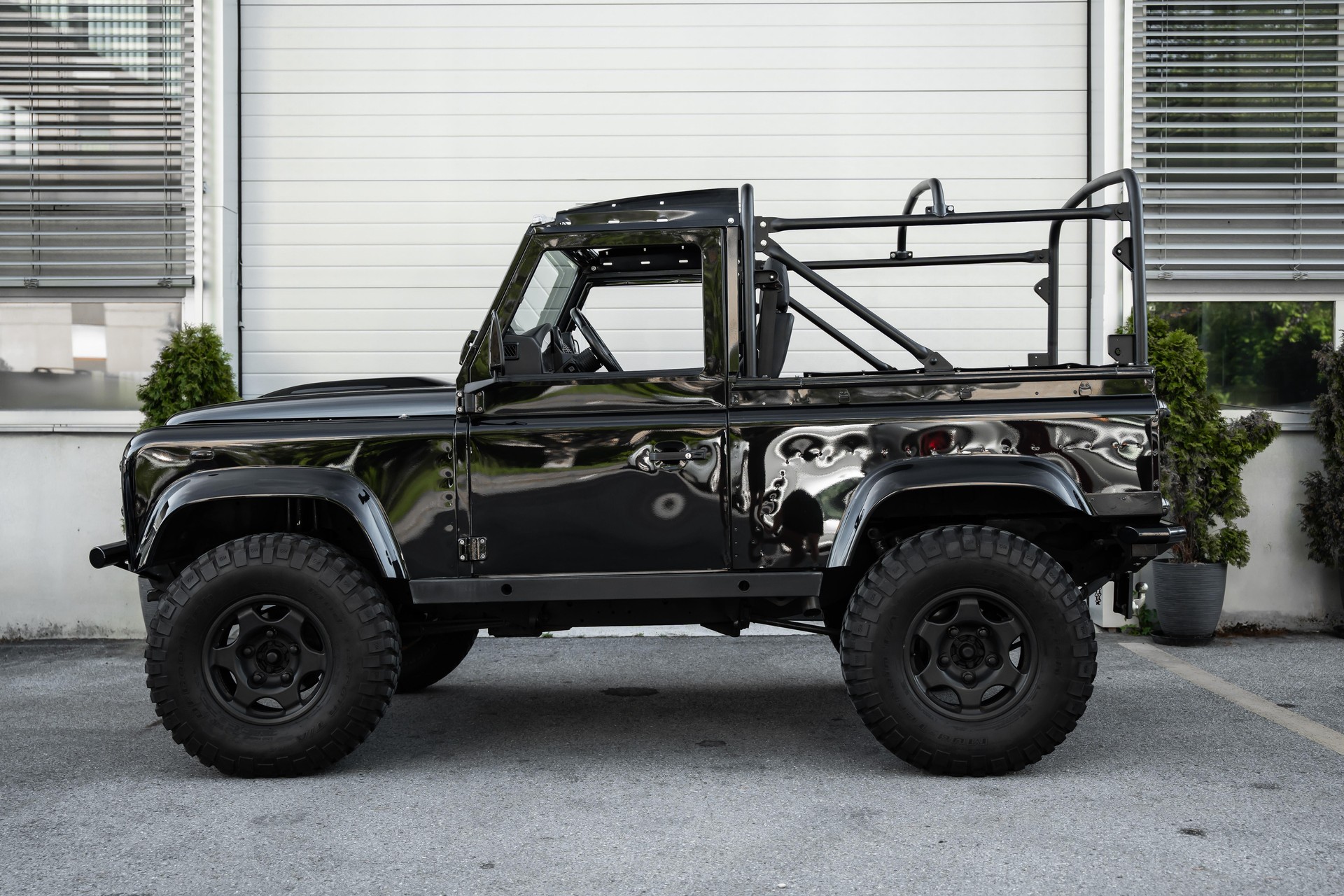 LAND ROVER Defender 90 2.4 Tdi ST-image-3