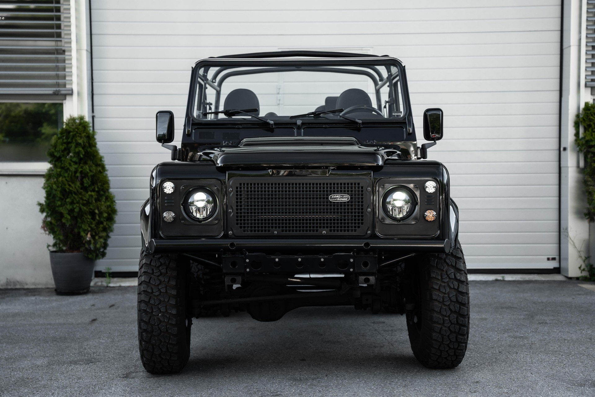 LAND ROVER Defender 90 2.4 Tdi ST-image-20