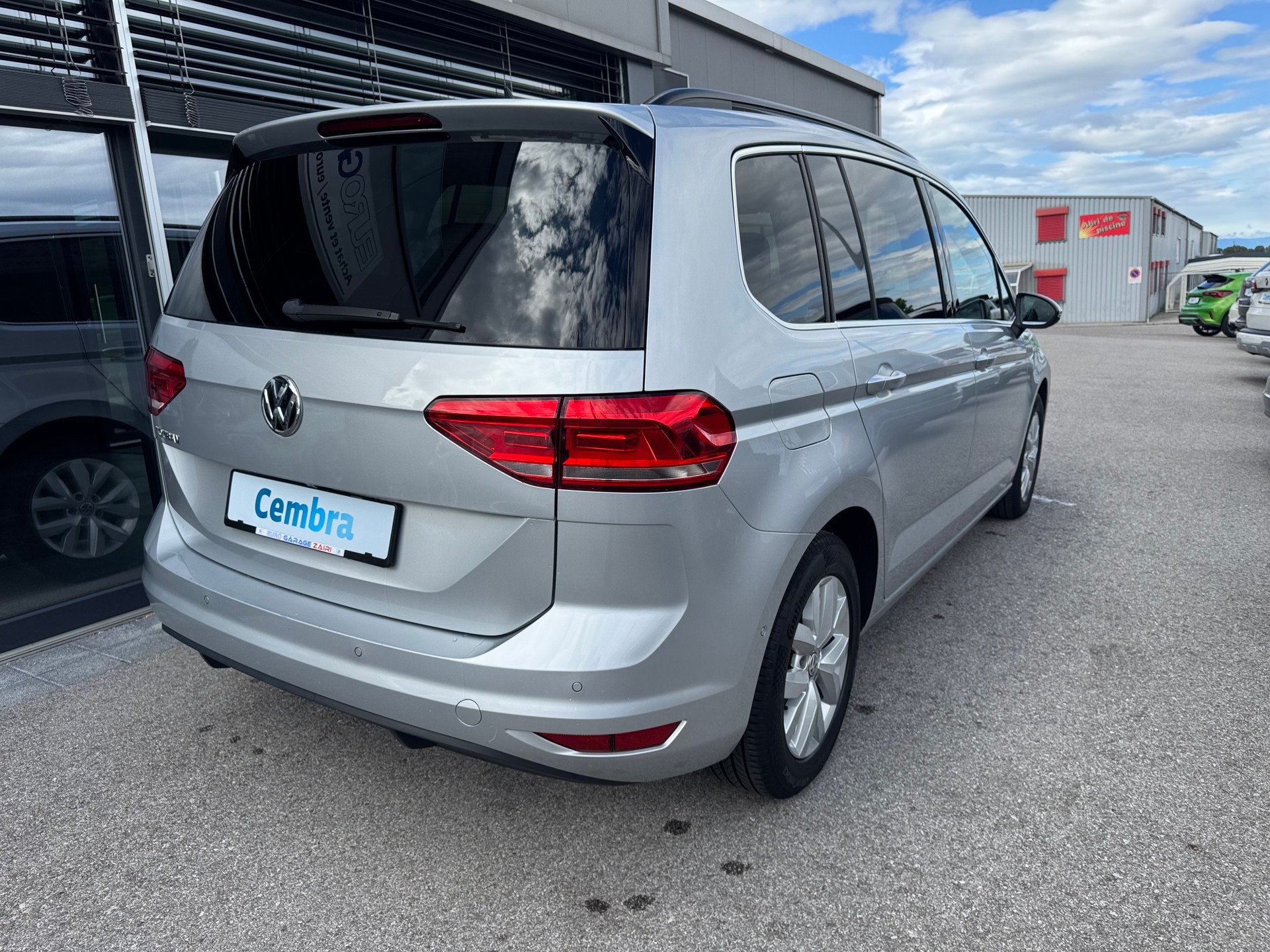 VW Touran 1.6 TDI BlueMotion Technology Comfortline DSG-image-10