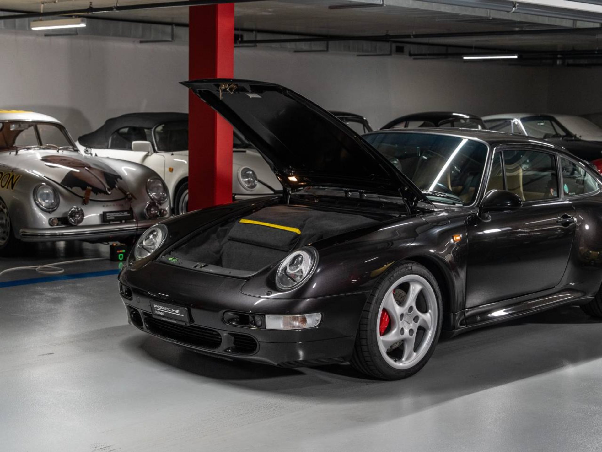 PORSCHE 911 Turbo-image-4