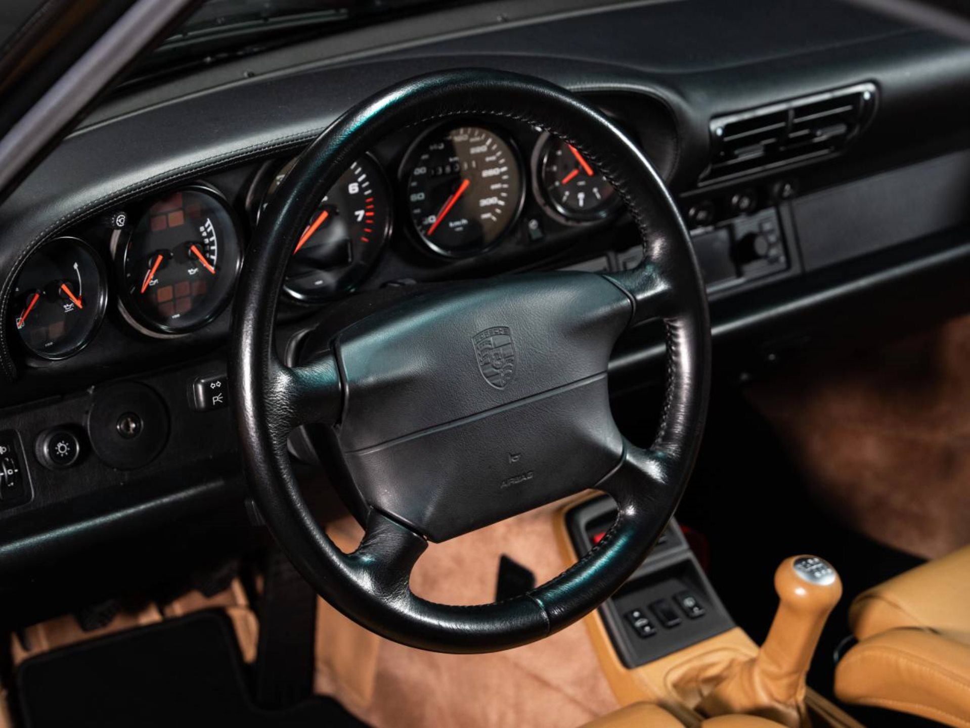 PORSCHE 911 Turbo-image-13